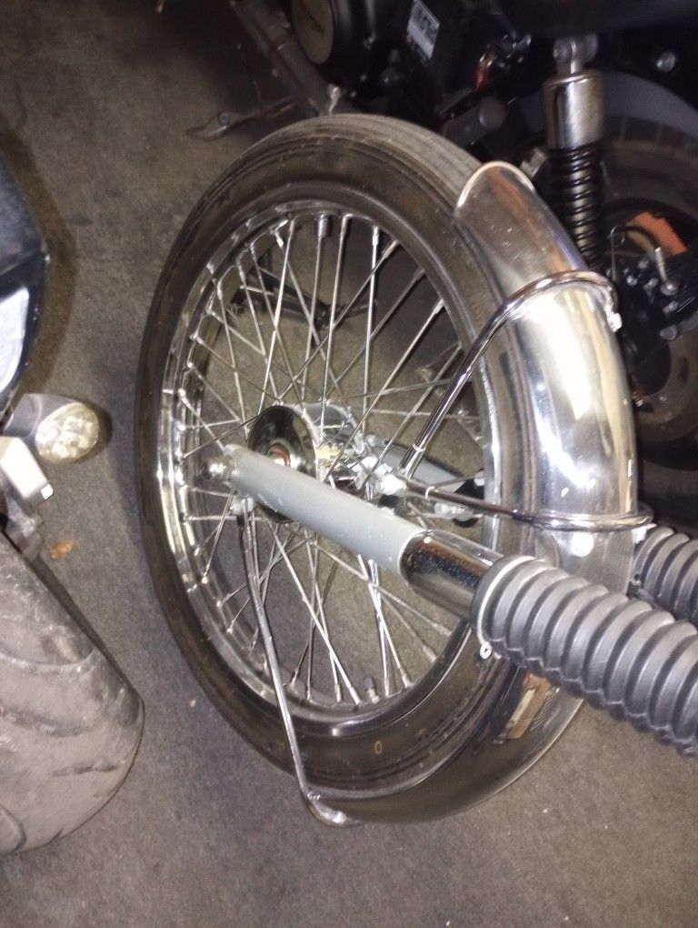 1971 Triumph Bonneville 650 Chopper Kept Inside T120R T120 T 120 R