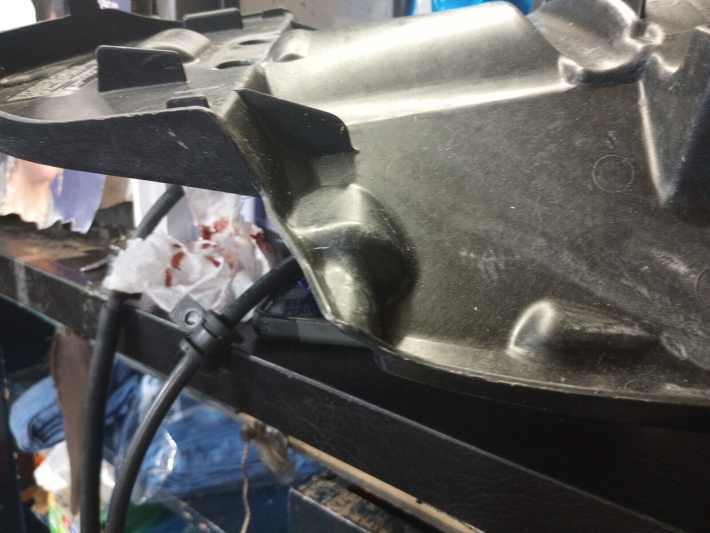 04 05 06 07 HONDA CBR1000RR Undertail Under Tail Battery Tray CBR1000 CBR 1000 RR Fender