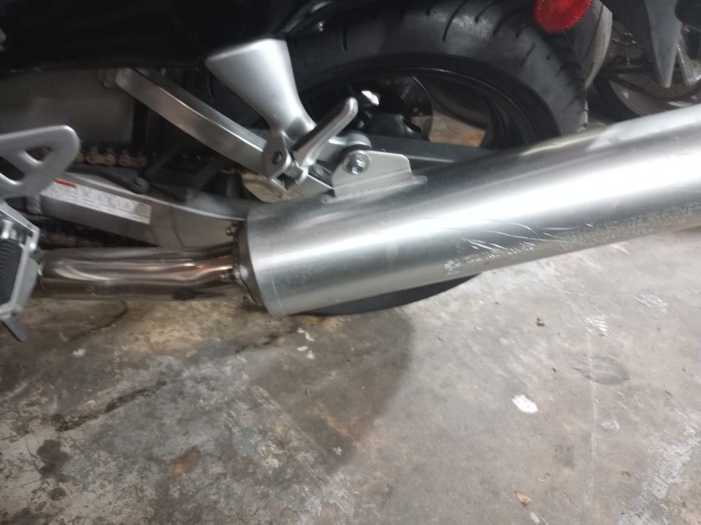 SOLD SOLD 2004 Suzuki Hayabusa GSX1300R Busa For Sale 13,000 Miles Runs Well GSX1300 GSX 1300 R