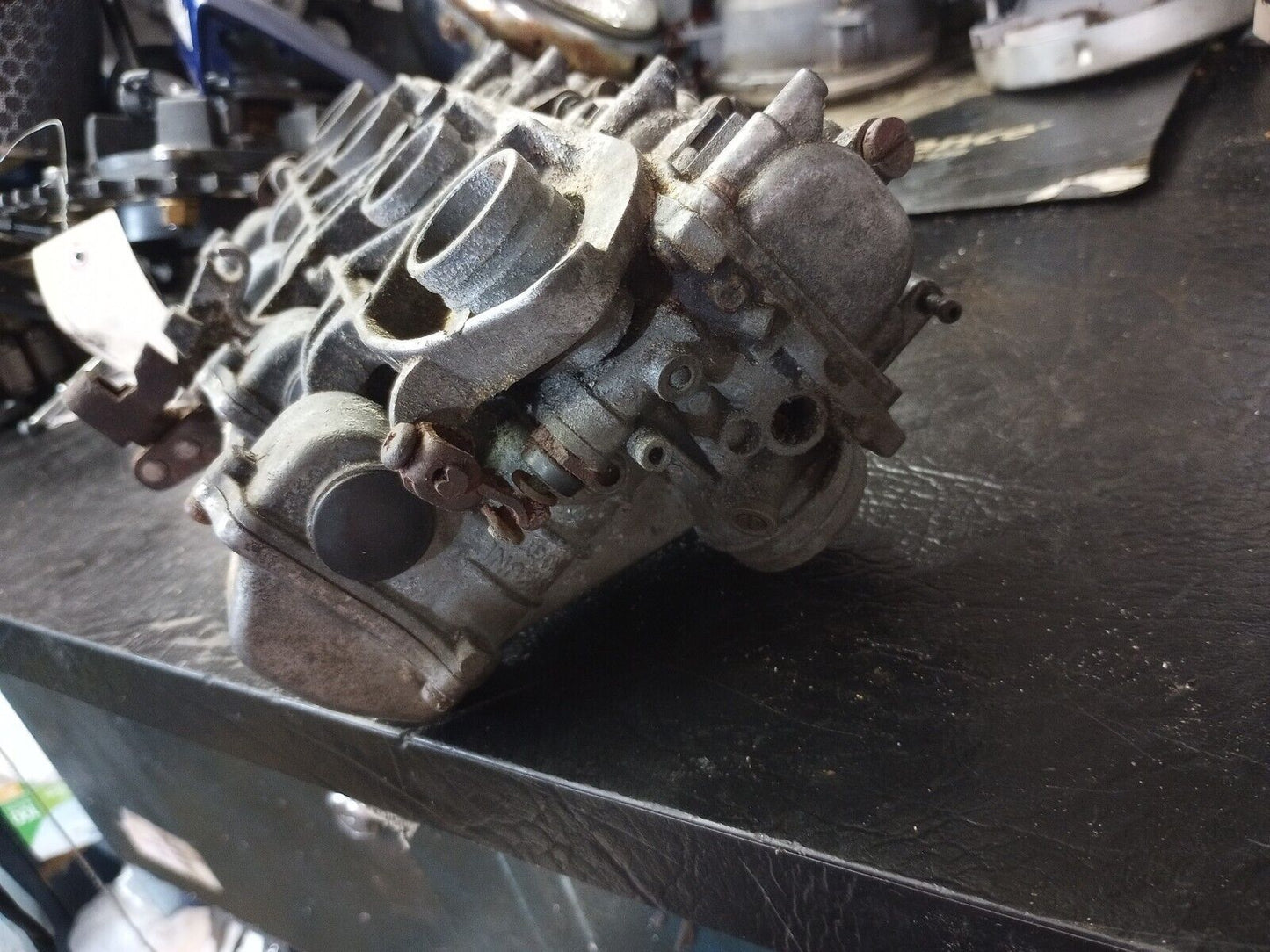 Kawasaki KZ1000 KZ 1000 carbs carburetors Mikuni need cleaning