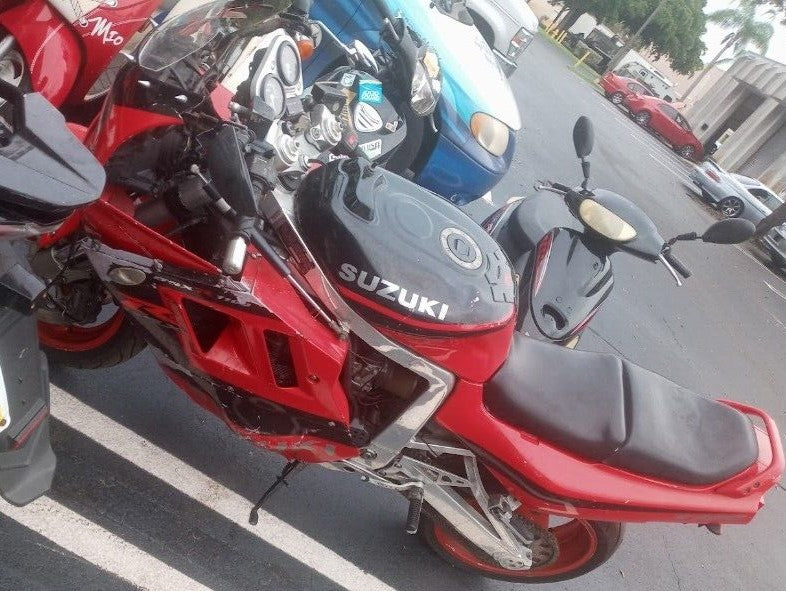 ** Mechanics Special ** 1992 Suzuki GSXR 1100 GSXR1100 29,149 Miles