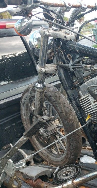 05 06 Harley-Davidson Sportster 883 forks triple trees been out in the weather Harley Davidson Sporty