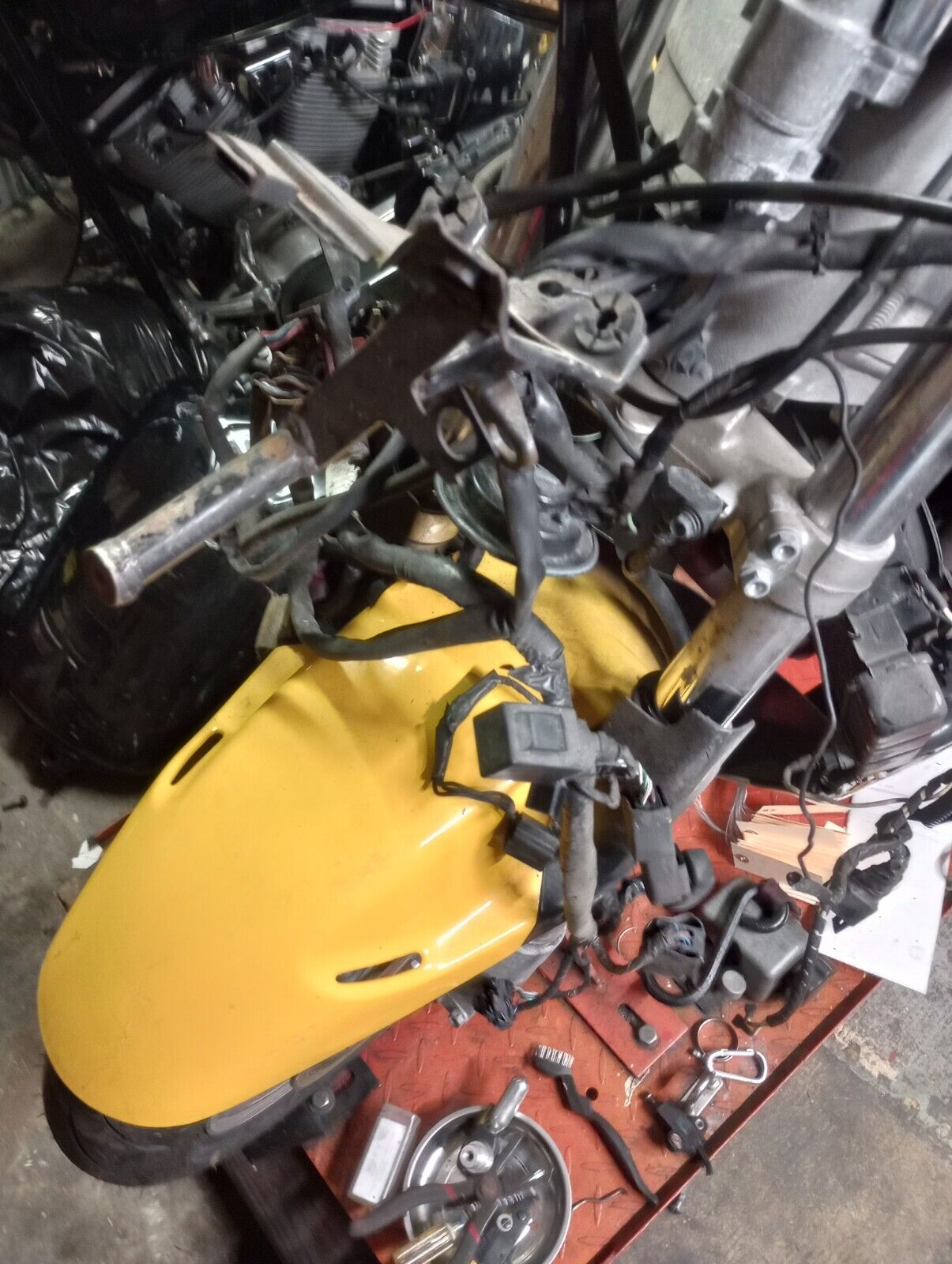 98 99 Honda CBR900RR CBR 900 RR 900RR Forks Front End Suspension Triple Tree Clamp