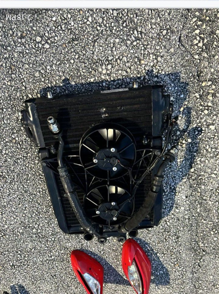 SOLD Harley Davidson V-Rod Radiator Oil Cooler & Fan Harley-Davidson Vrod Rad No leaks VRSC
