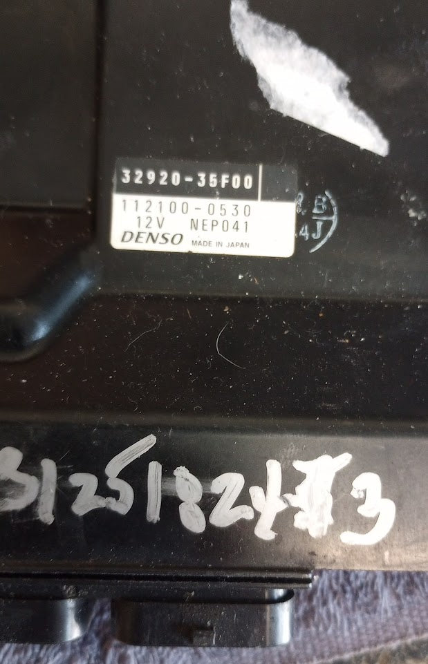 01 02 03 Suzuki GSXR 750 GSXR750 CDI ECU ECM Computer 32920-35f00