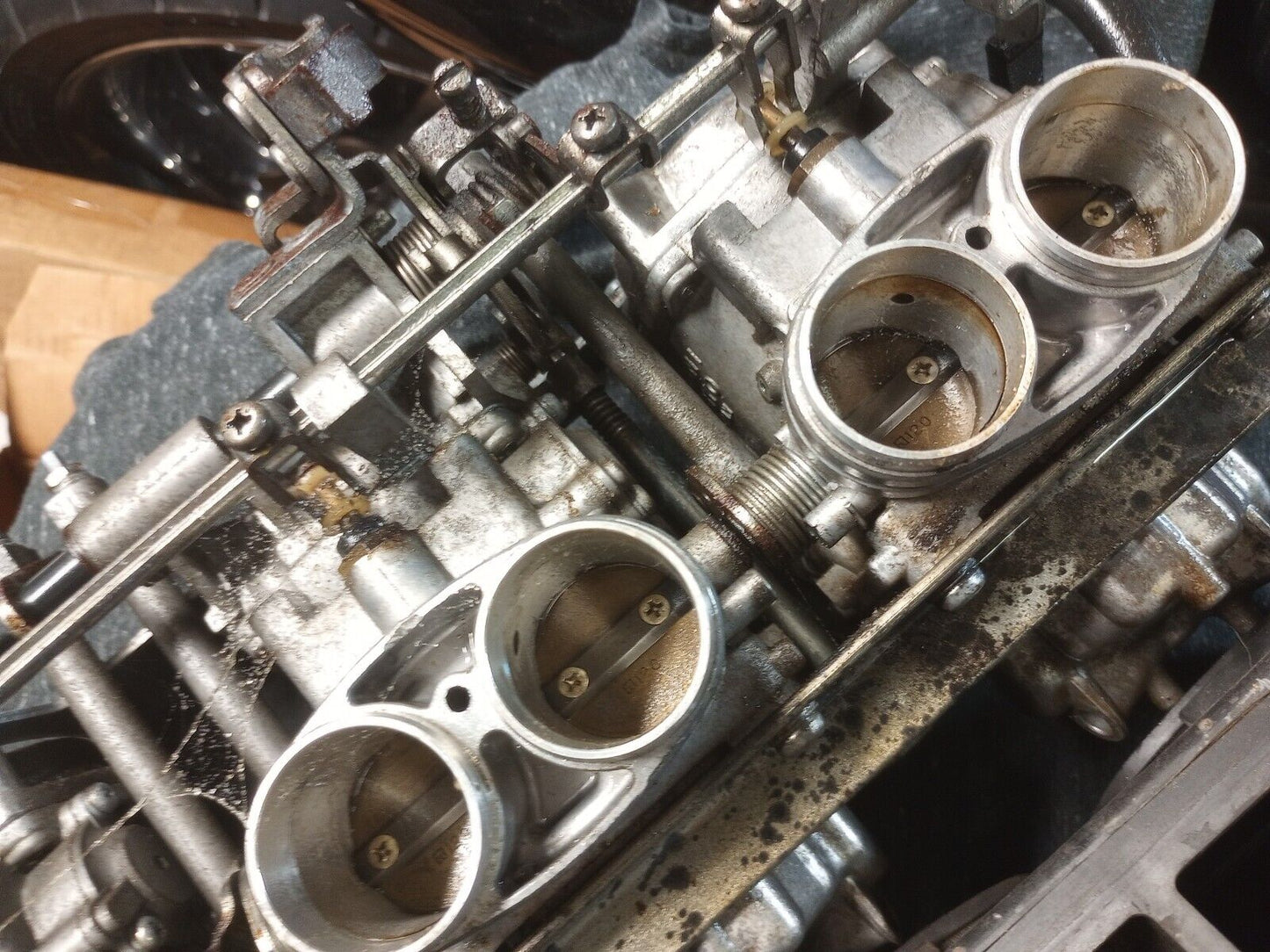 Kawasaki KZ1300 KZ 1300 carburetor carbs carburetors Mikuni sitting 20 years in my shop