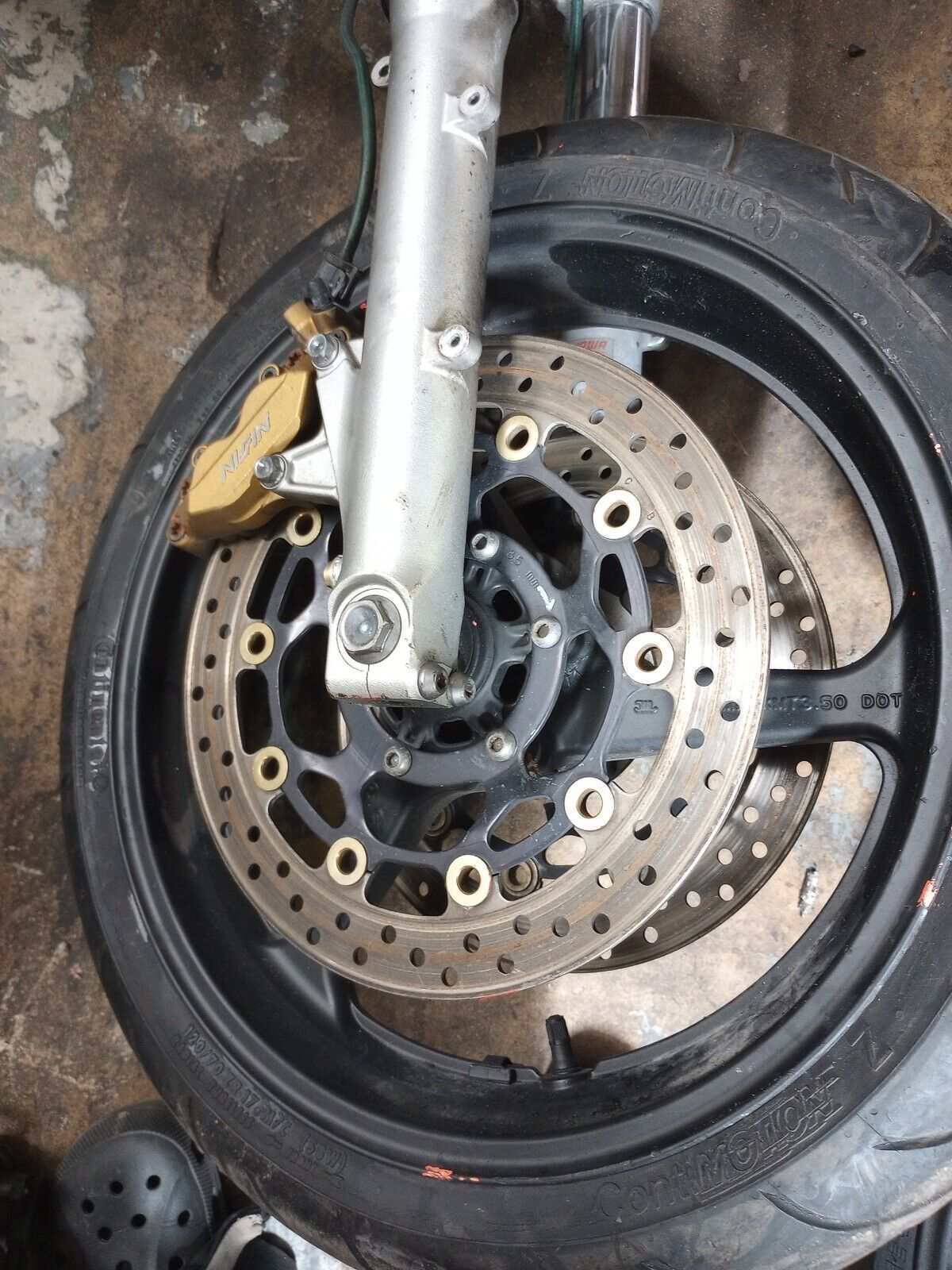 03 04 CBR 600RR Front End Wheel Fork Forks Rim Triple Tree Trees Calipers rotors clip on