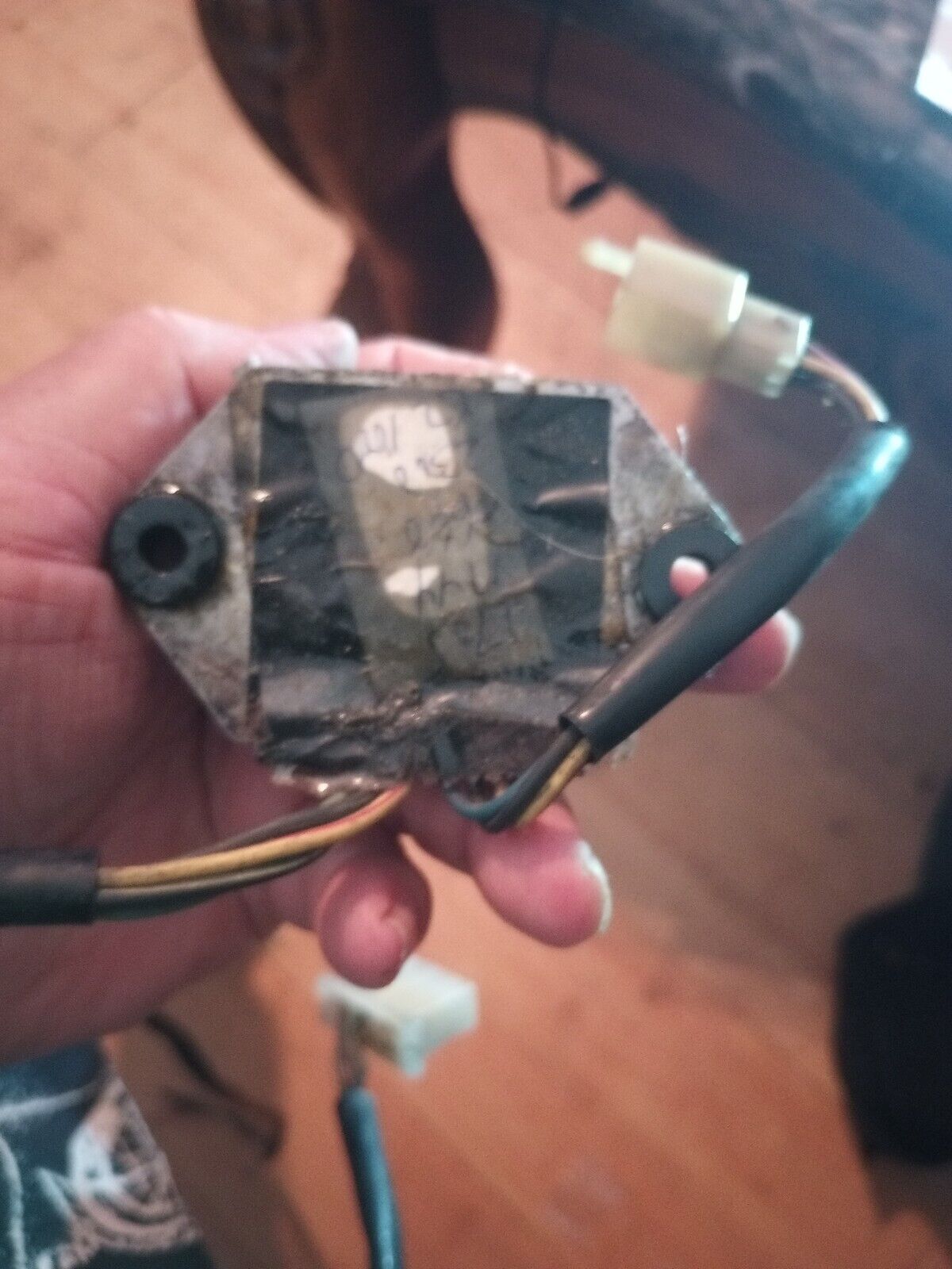 81 - 82 Kawasaki KZ1000 Igniter Box Part 21119-1041 KZ1100 possible KZ 1000 KZ 1100