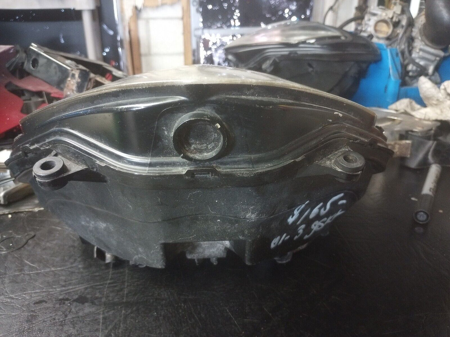 SOLD SOLD Suzuki 00 - 03 GSXR 750 01 - 03 GSXR 600 Headlight GSXR 1000 01 - 02 Head Light Lamp Headlamp