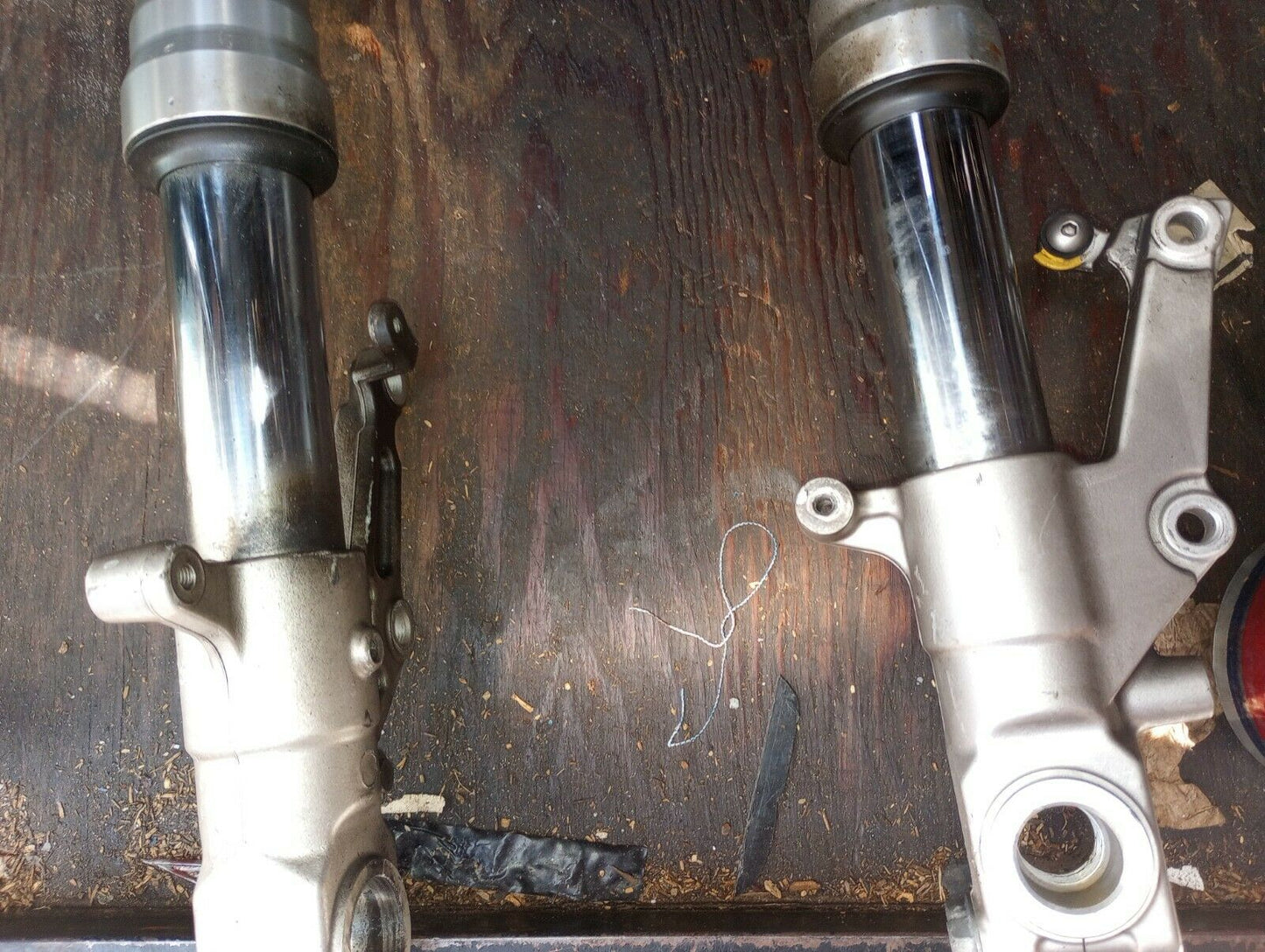 1998 Suzuki TL1000 TL1000 TL 1000 Front Forks Suspension Fork Tubes Triple Trees