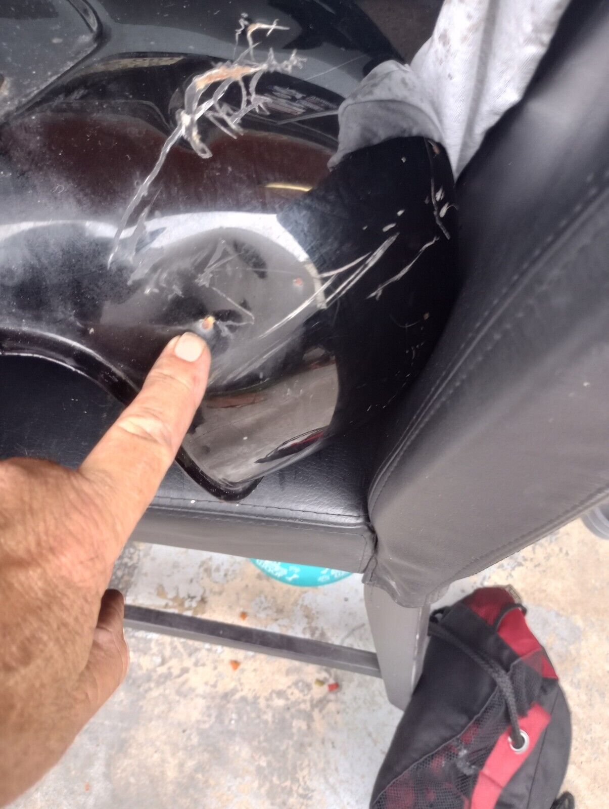 2007 Honda Shadow 750 VT750 VT Gas Fuel Petrol Tank clean inside small dent & scratches