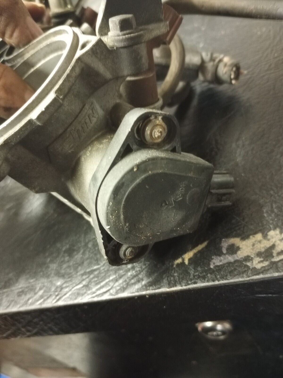 04 05 Honda CBR1000RR CBR1000 CBR 1000 RR Throttle Bodies OEM - Been sitting