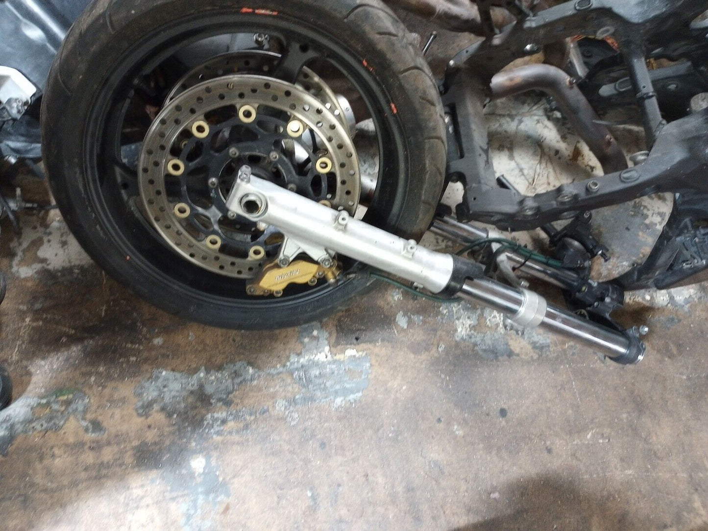 03 04 CBR 600RR Front End Wheel Fork Forks Rim Triple Tree Trees Calipers rotors clip on