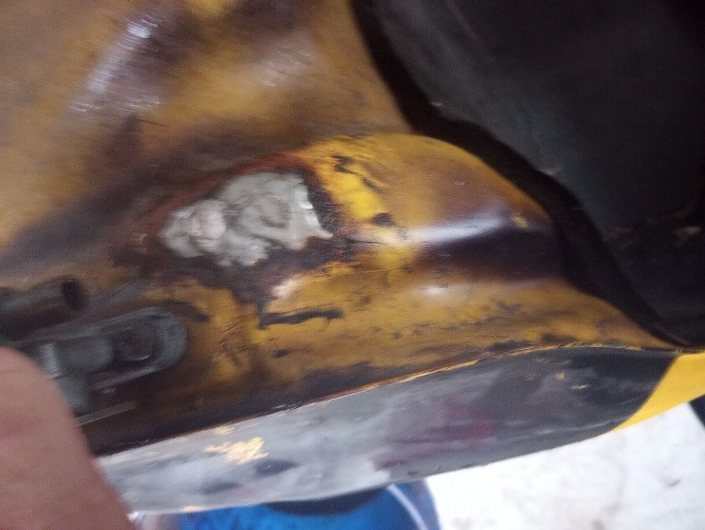2001 Kawasaki ZX6 ZX-6 ZX6E Gas Fuel Petrol Tank Local Pickup Only Ninja 600 ZZR600