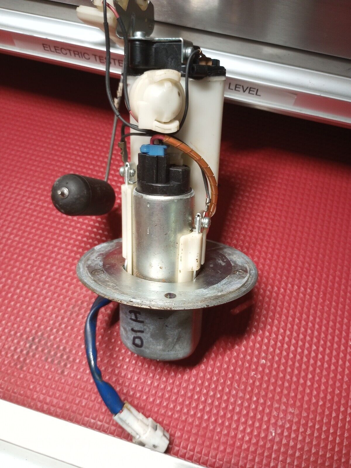 2006 2007 SUZUKI GSXR 600 750 OEM FUEL PUMP 15100-01H00 GSXR600 GSXR750