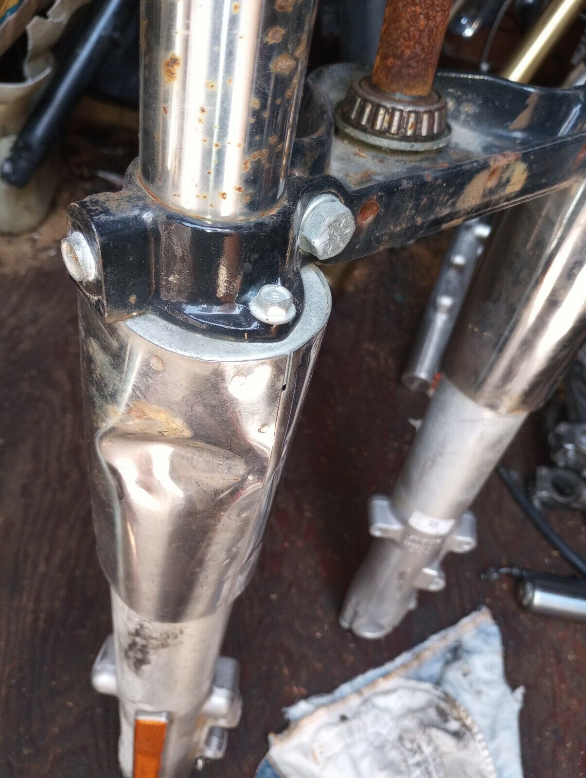 1995 Harley Electra Glide FLHT Front Forks Suspension some rust clean b4 ship