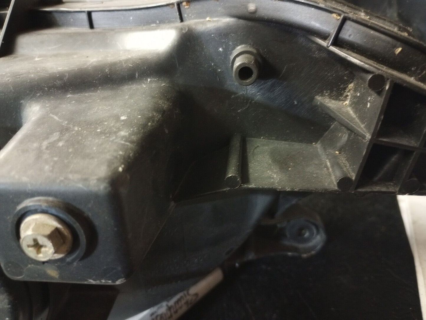 SOLD SOLD 97 - 07 Yamaha YZF600R OEM Headlight Headlamp top mounts gone YZF600 YZF 600
