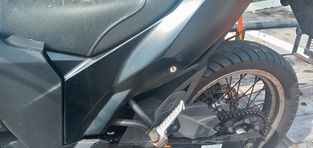 2017 Kawasaki Versys Motorcycle