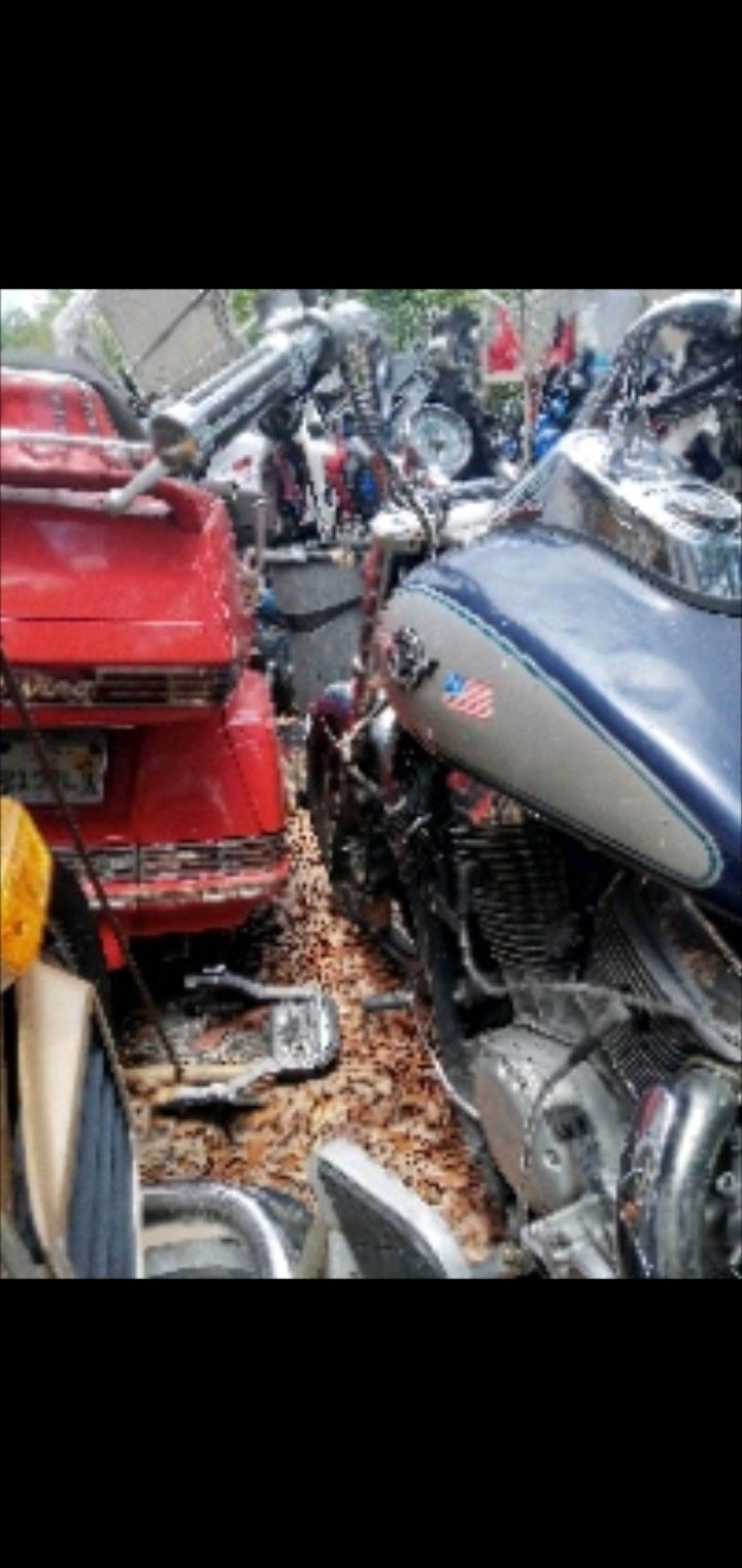 Parting out Kawasaki Vulcan 1500 VN1500 VN 1500