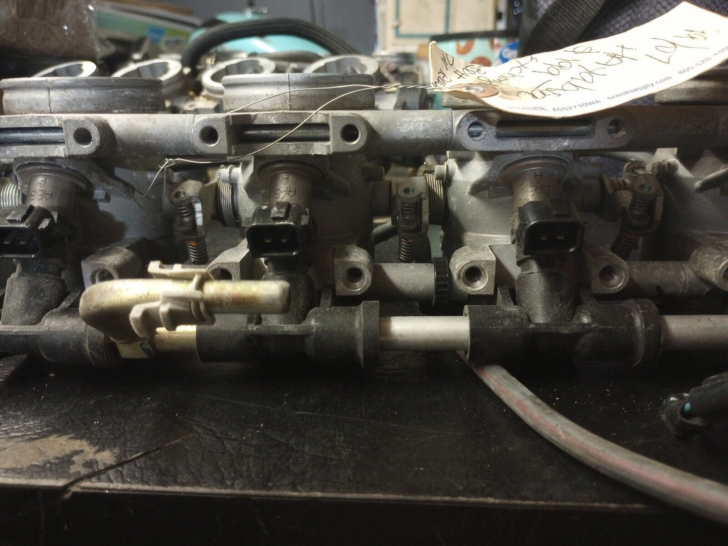 01-07 Suzuki Hayabusa Busa GSX1300R Throttle Bodies Body GSX 1300 R GSX1300