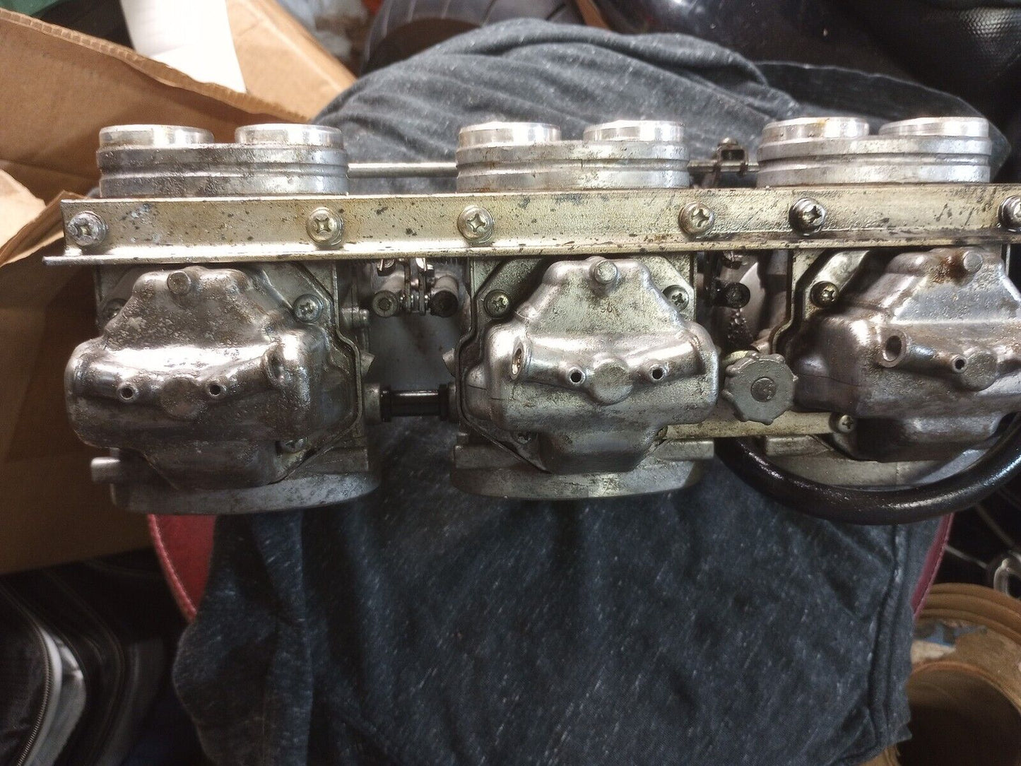 Kawasaki KZ1300 KZ 1300 carburetor carbs carburetors Mikuni sitting 20 years in my shop