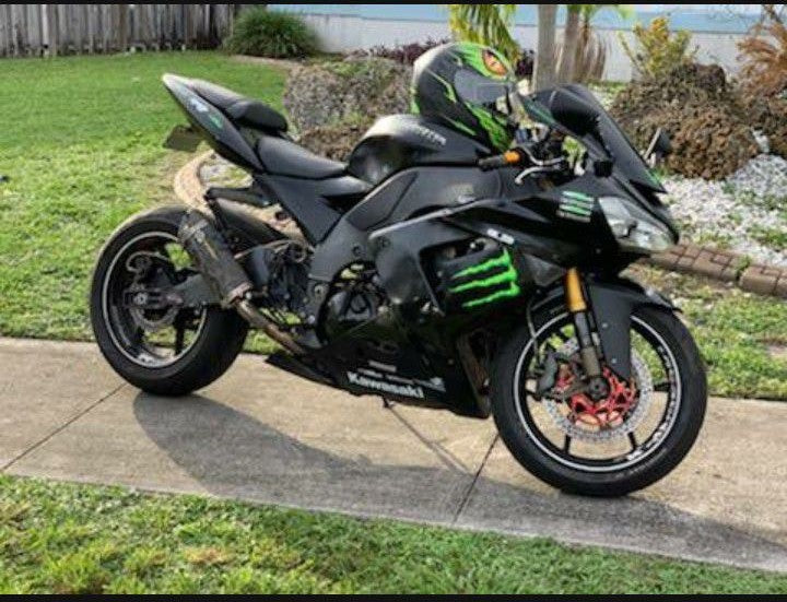 2005 Kawasaki ZX10 Low Miles Runs Perfect Slight Stretch ZX-10 Ninja
