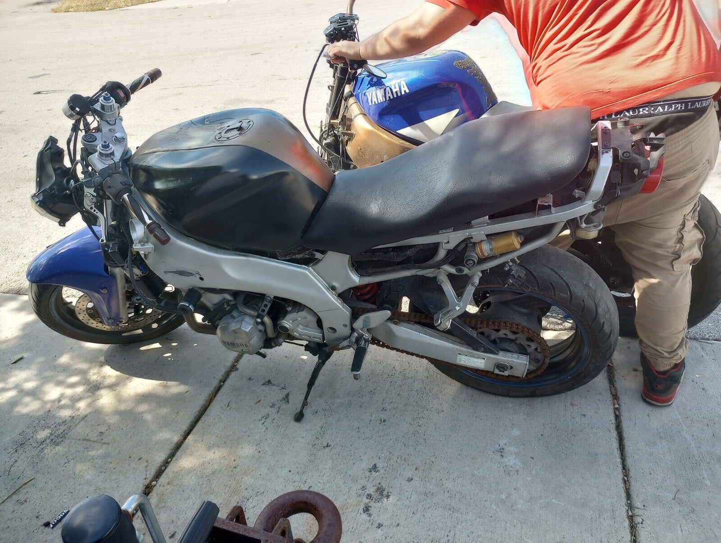1997 2007 Yamaha YZF600 YZF 600 front wheel and rotors straight