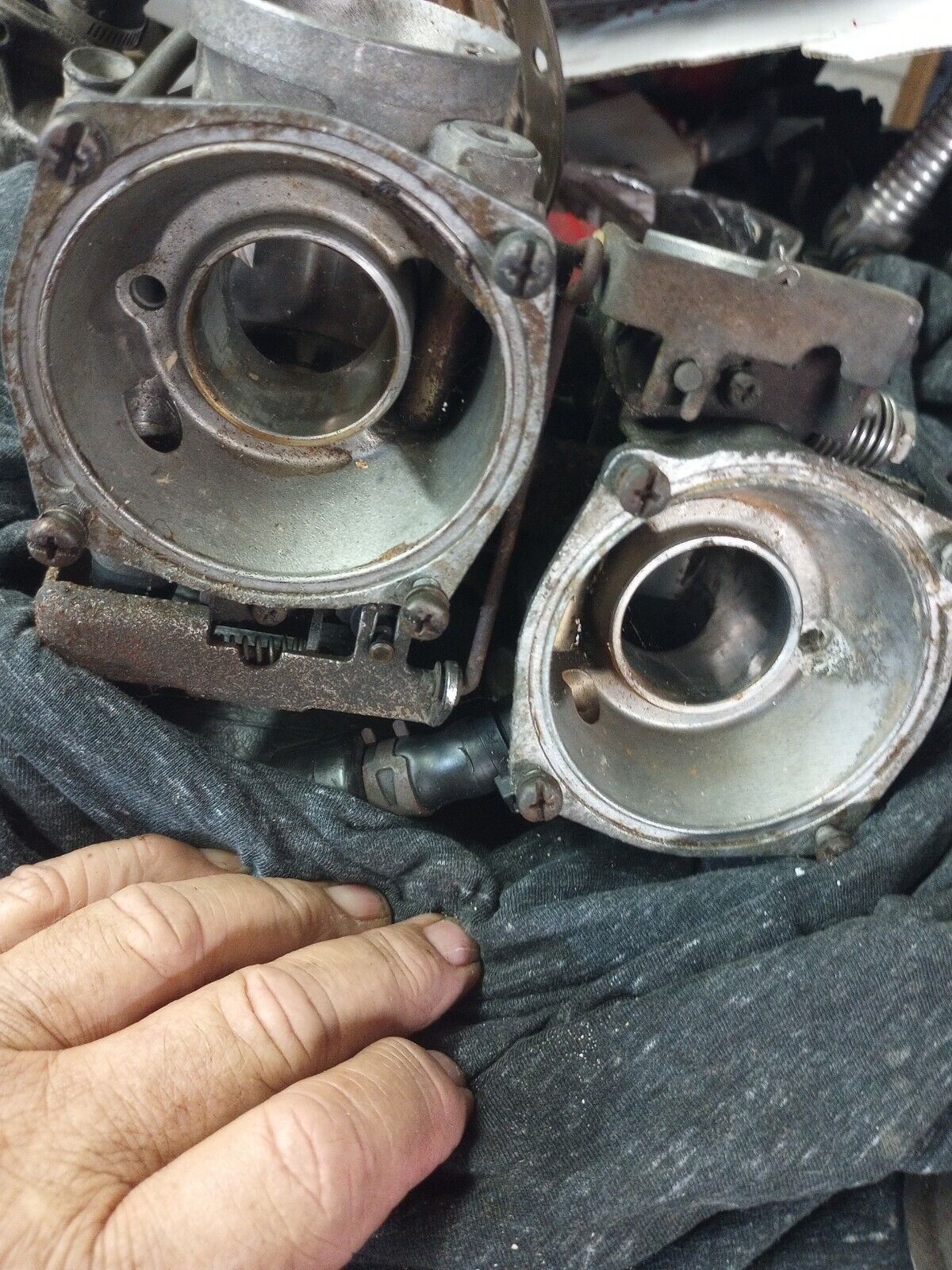 1982 Yamaha Virago 750 XV750 XV Carbs Carburetors FOR PARTS One Spring Only