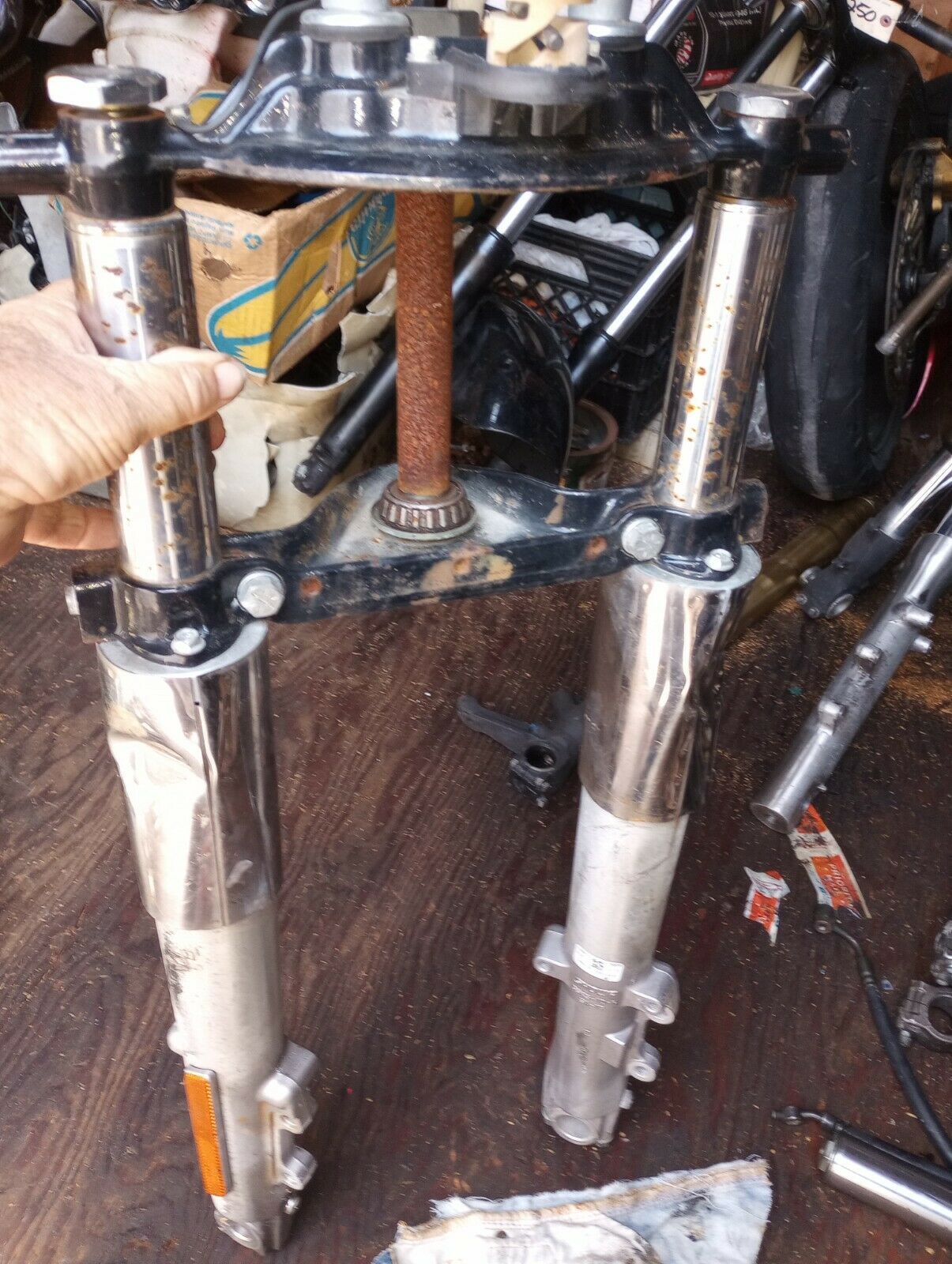1995 Harley Electra Glide FLHT Front Forks Suspension some rust clean b4 ship