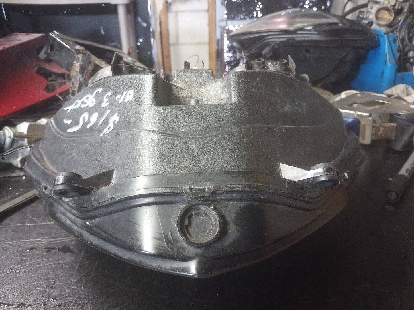 SOLD SOLD Suzuki 00 - 03 GSXR 750 01 - 03 GSXR 600 Headlight GSXR 1000 01 - 02 Head Light Lamp Headlamp
