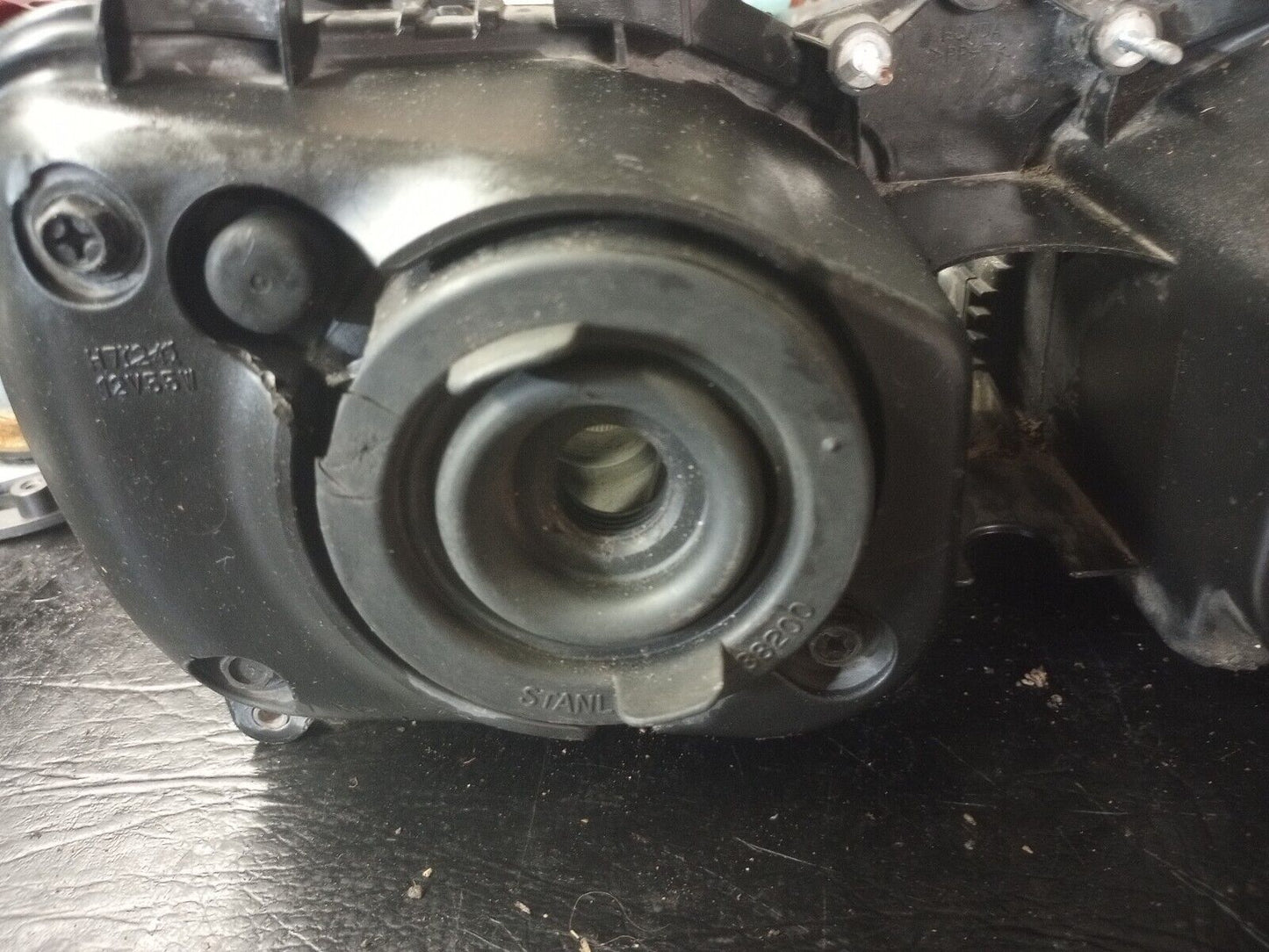 04 05 Honda CBR1000RR CBR 1000RR Front Headlight Headlamp OEM Damaged CBR 1000 RR
