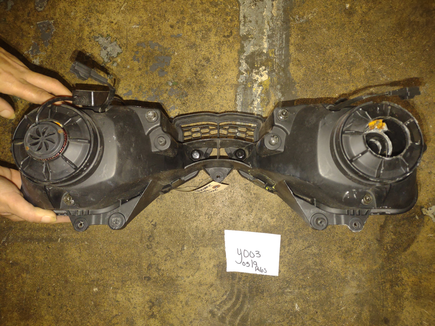 SOLD Yamaha R6S R6 Headlight Head Light Lamp 03 04 05 R6 YZF 600 07 08 09 R6S