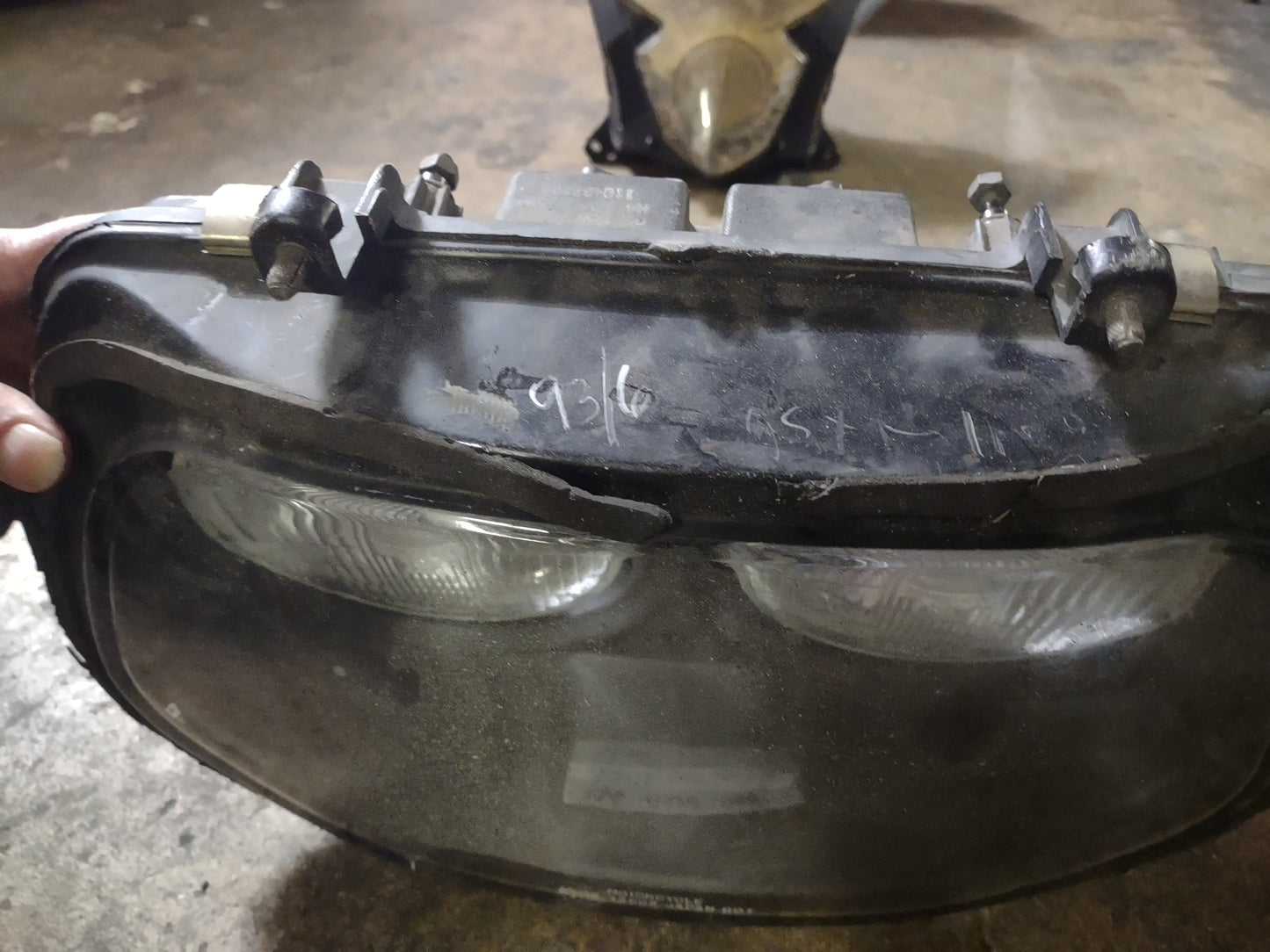 93 - 96 Suzuki GSXR 1100 GSXR1100 Headlight Head Lamp Light
