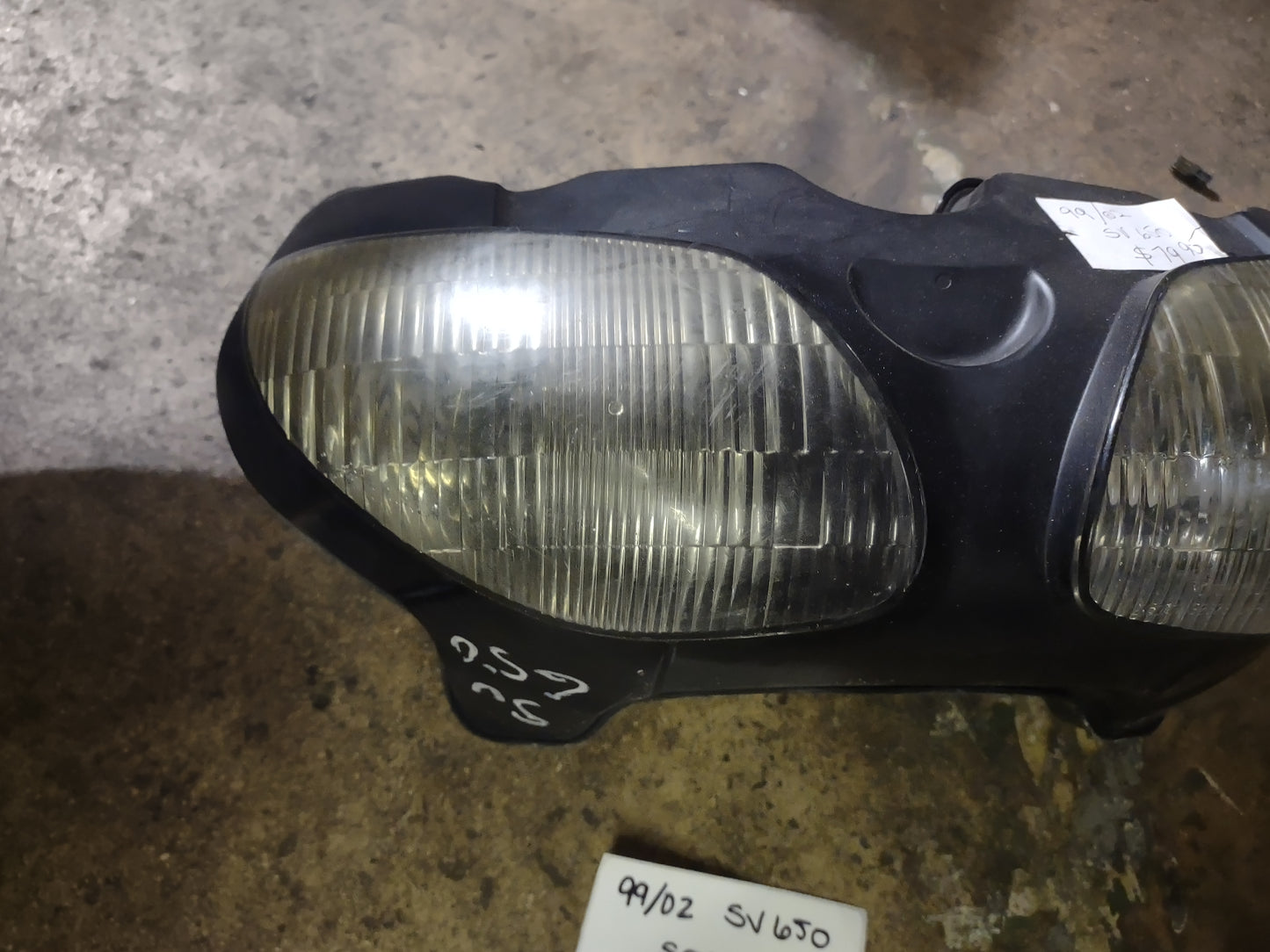SOLD SOLD 99 00 01 02 Suzuki SV650 SV 650 Headlight Head Light Bulbs Lamp OEM