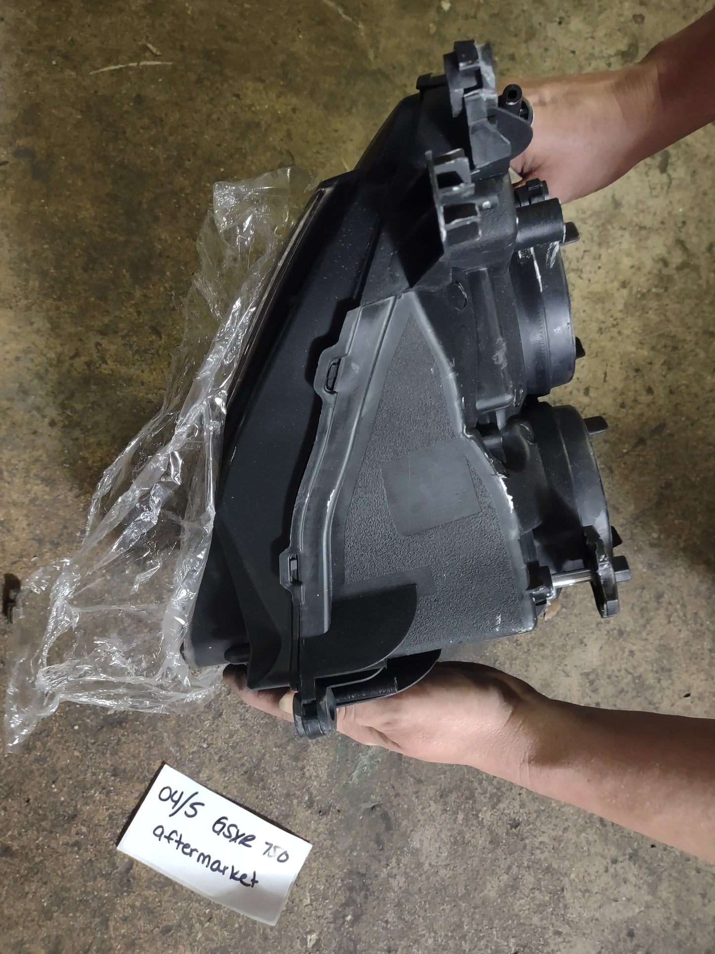 04 05 Suzuki GSXR 750 GSXR750 Headlight Head Light Lamp New Aftermarket