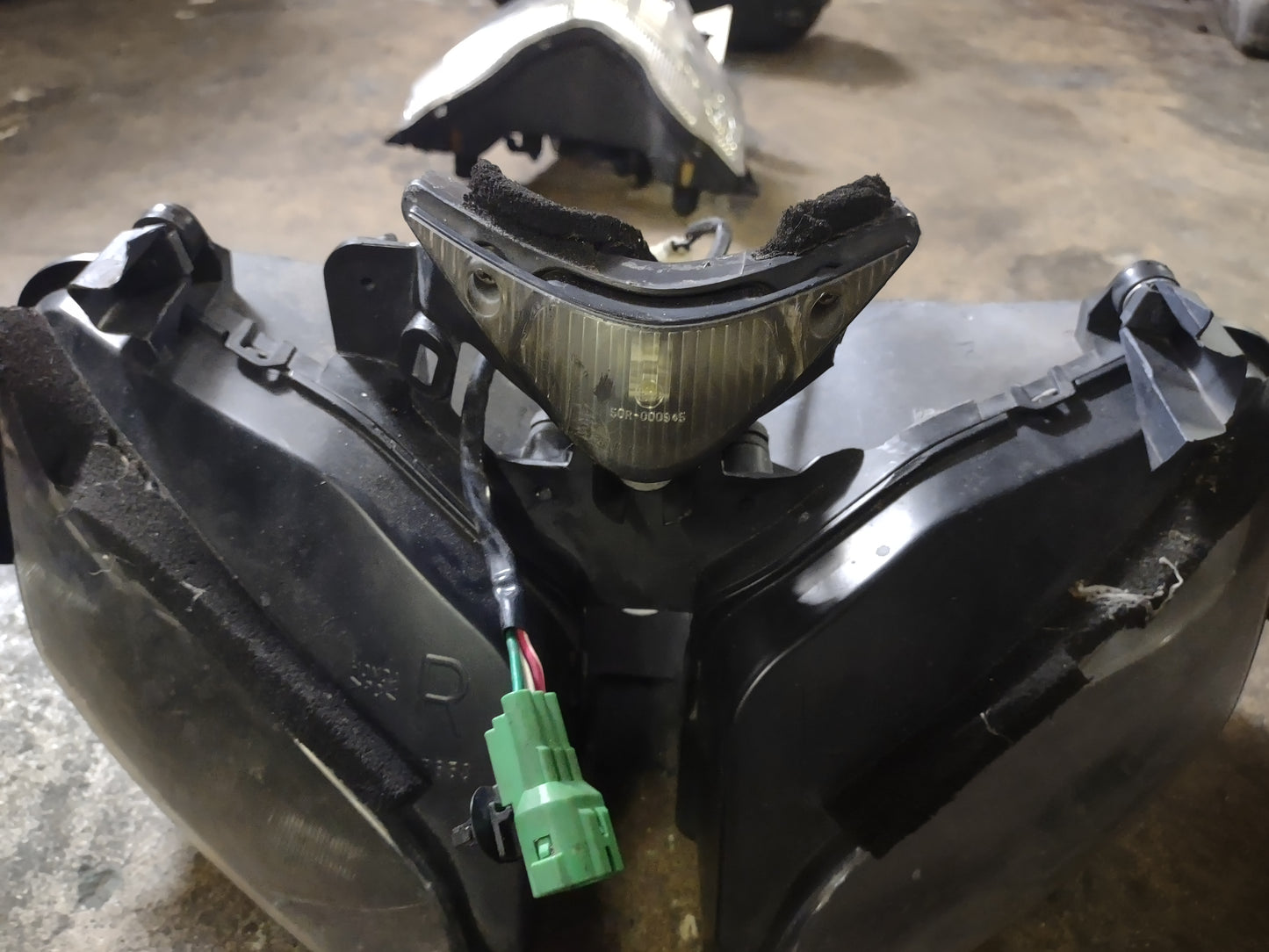 04 05 06 07 Honda CBR 1000 CBR1000 Headlight Head Light Lamp OEM