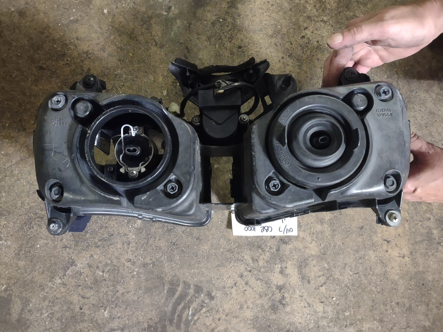 04 05 06 07 Honda CBR 1000 CBR1000 Headlight Head Light Lamp OEM