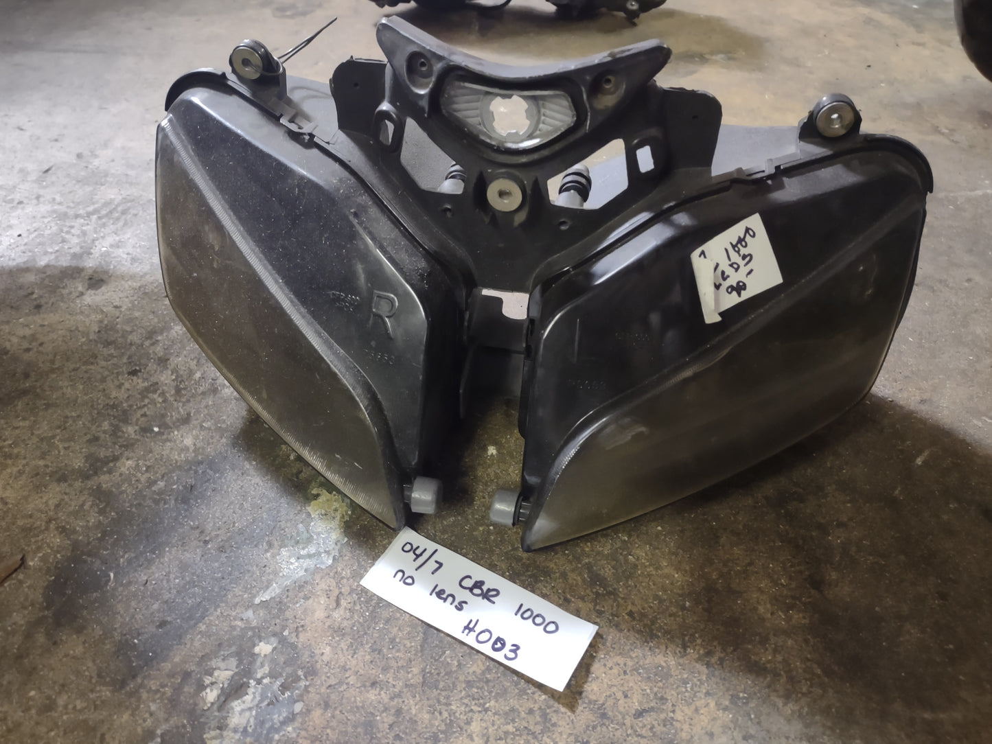 04 05 06 07 Honda CBR1000 CBR 1000 Headlight Head Lamp Light