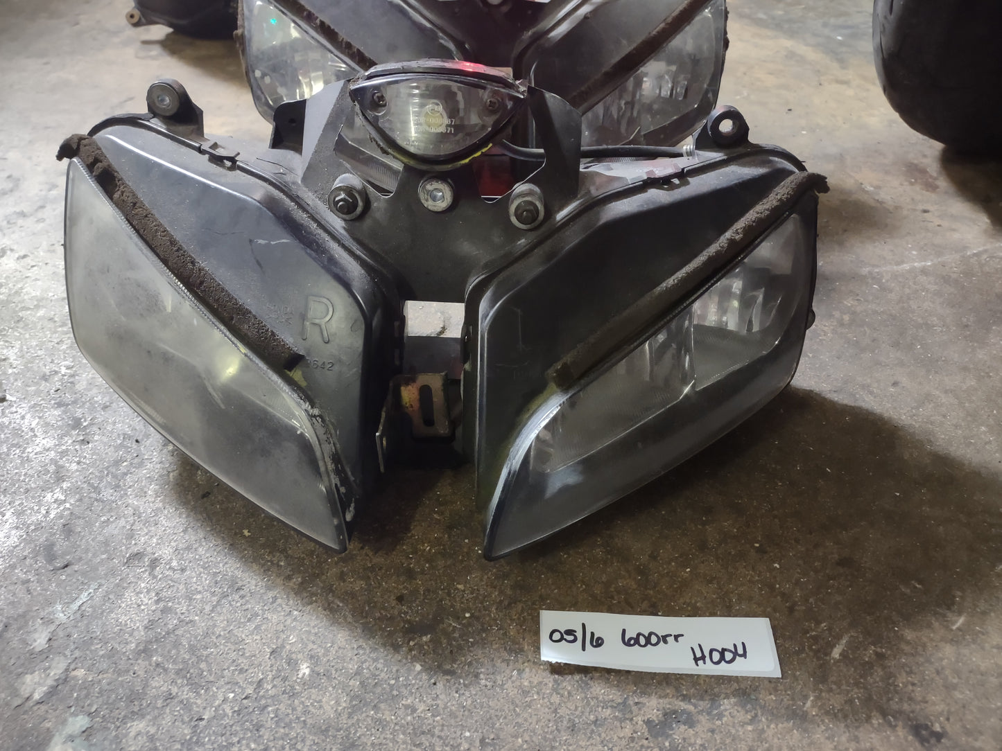 05 06 Honda CBR600RR 600RR CBR 600 Headlight Head Light Lamp