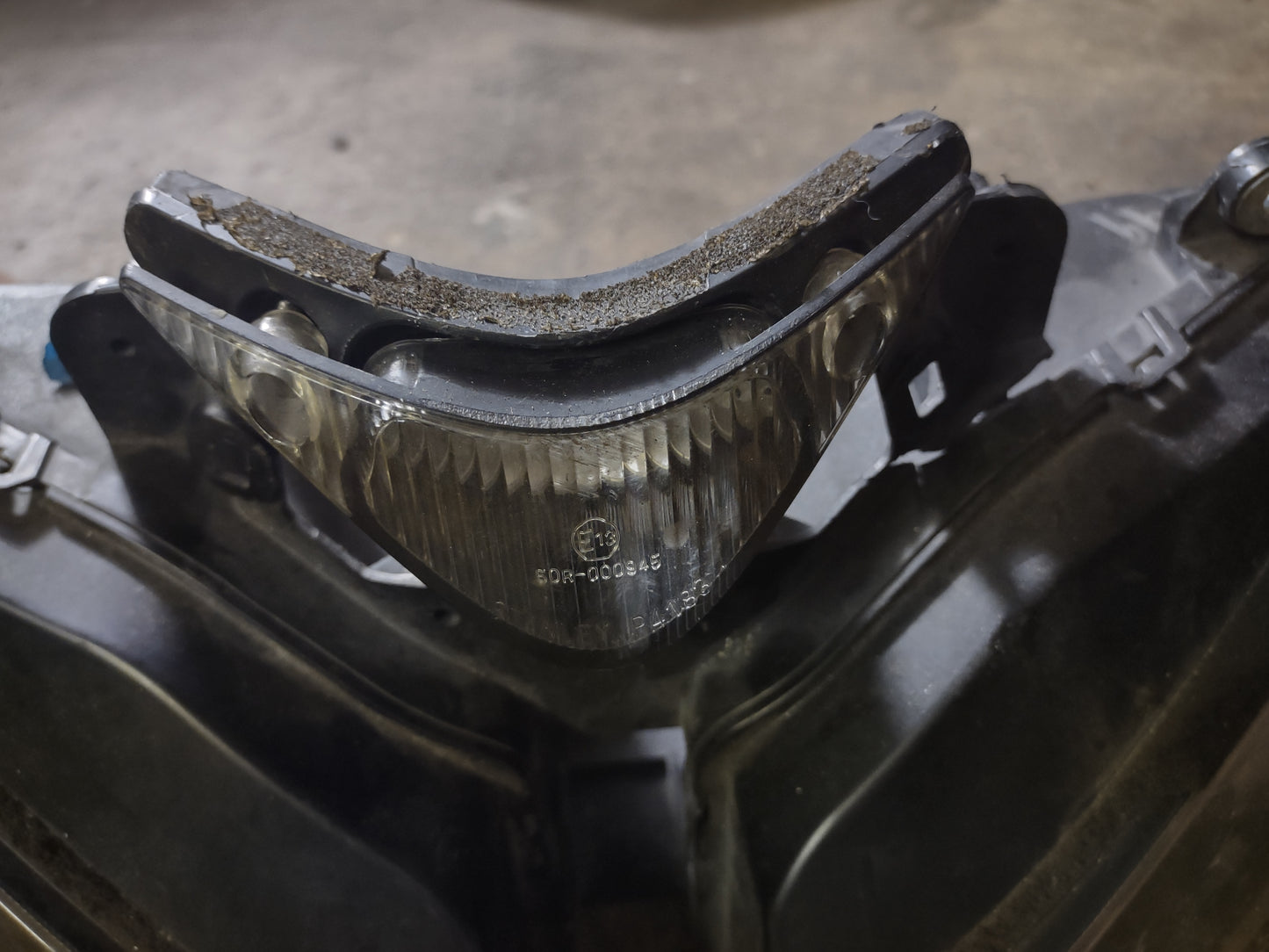 04 05 06 07 Honda CBR 1000 CBR1000 Headlight Head Light Lamp OEM