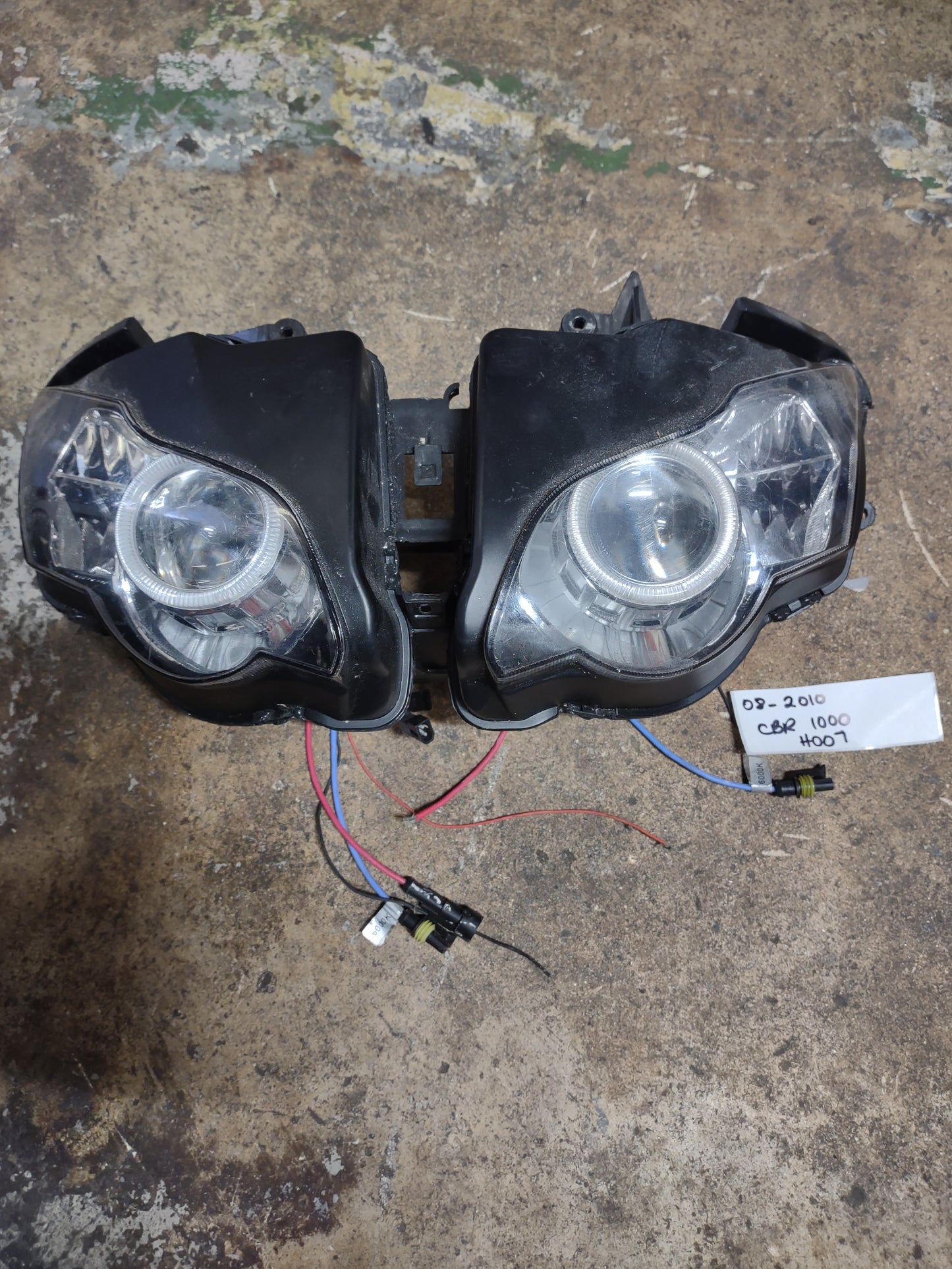 08 - 11 Honda CBR 1000 CBR1000 Headlight Head Light Lamp OEM 1000RR CBR 1000 RR