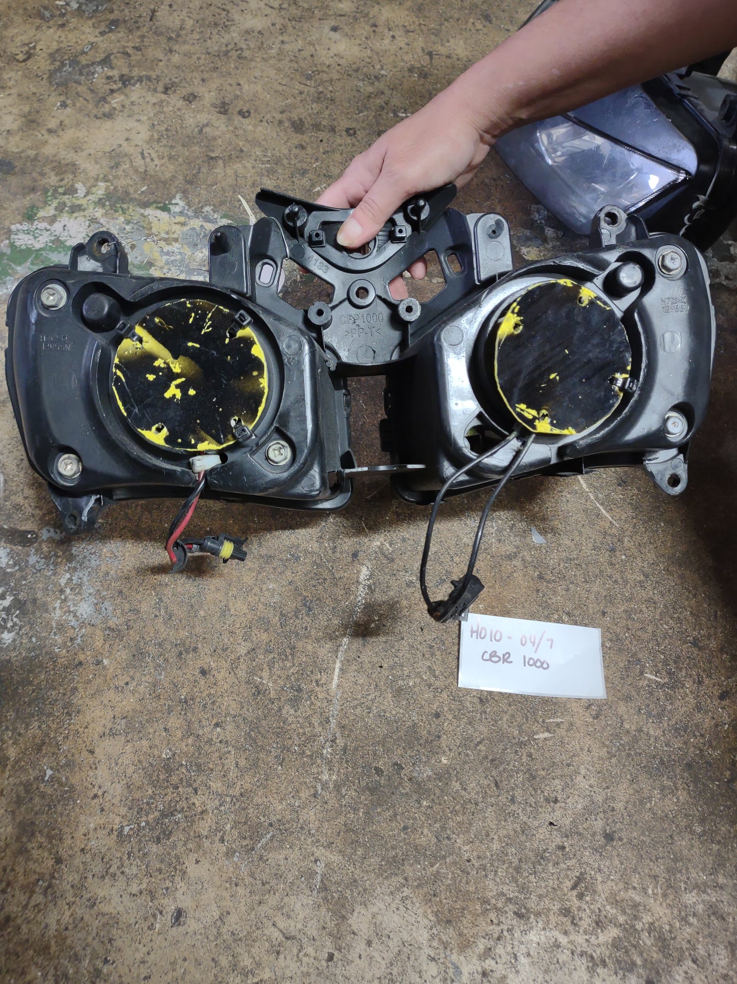 04 05 06 07 CBR1000 Honda CBR 1000 Headlight Head Light Lamp CBR1000RR 1000RR