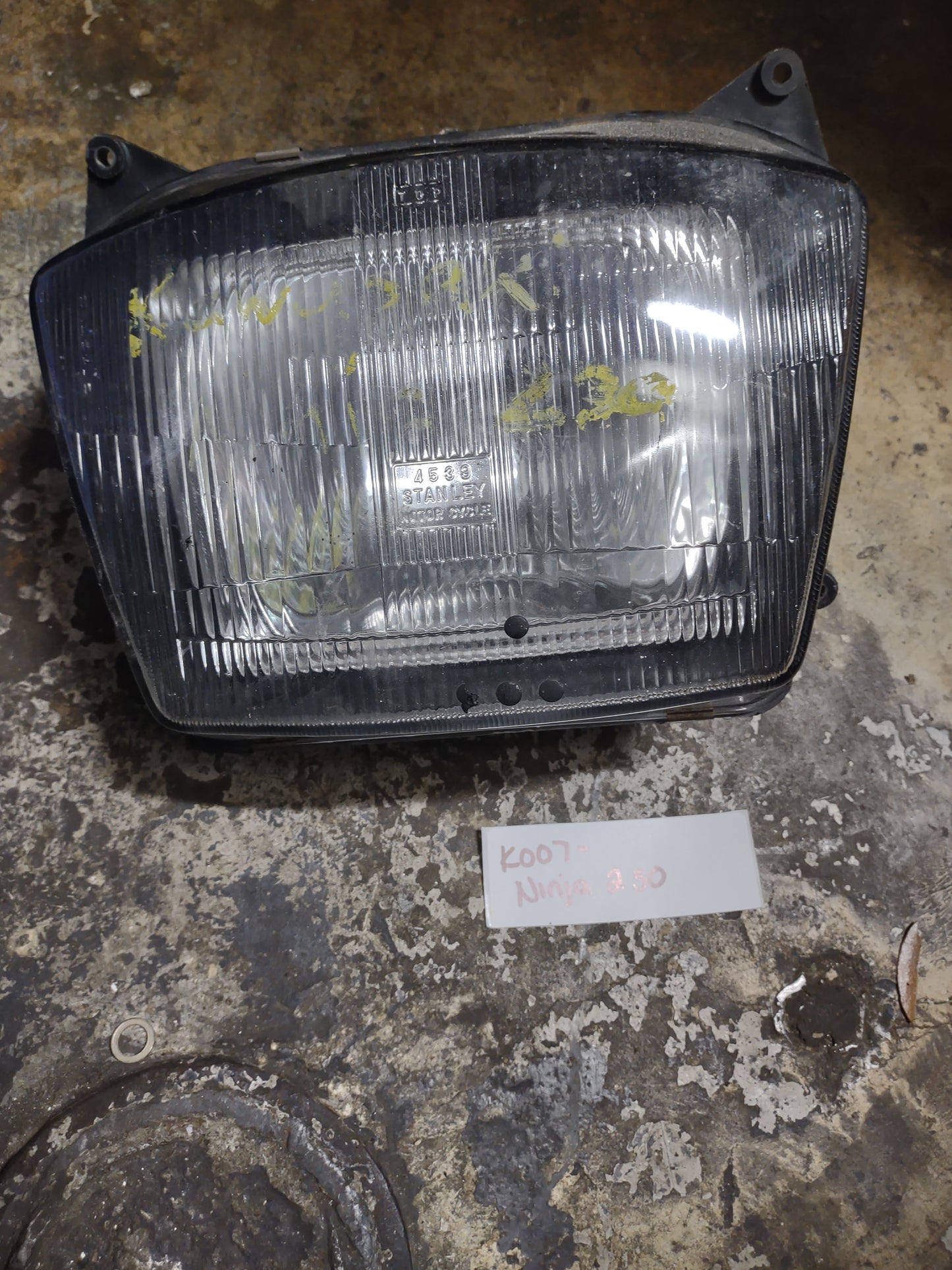 88 - 07 Kawasaki Ninja 250 EX250 Headlight EX 250 Head light Lamp OEM