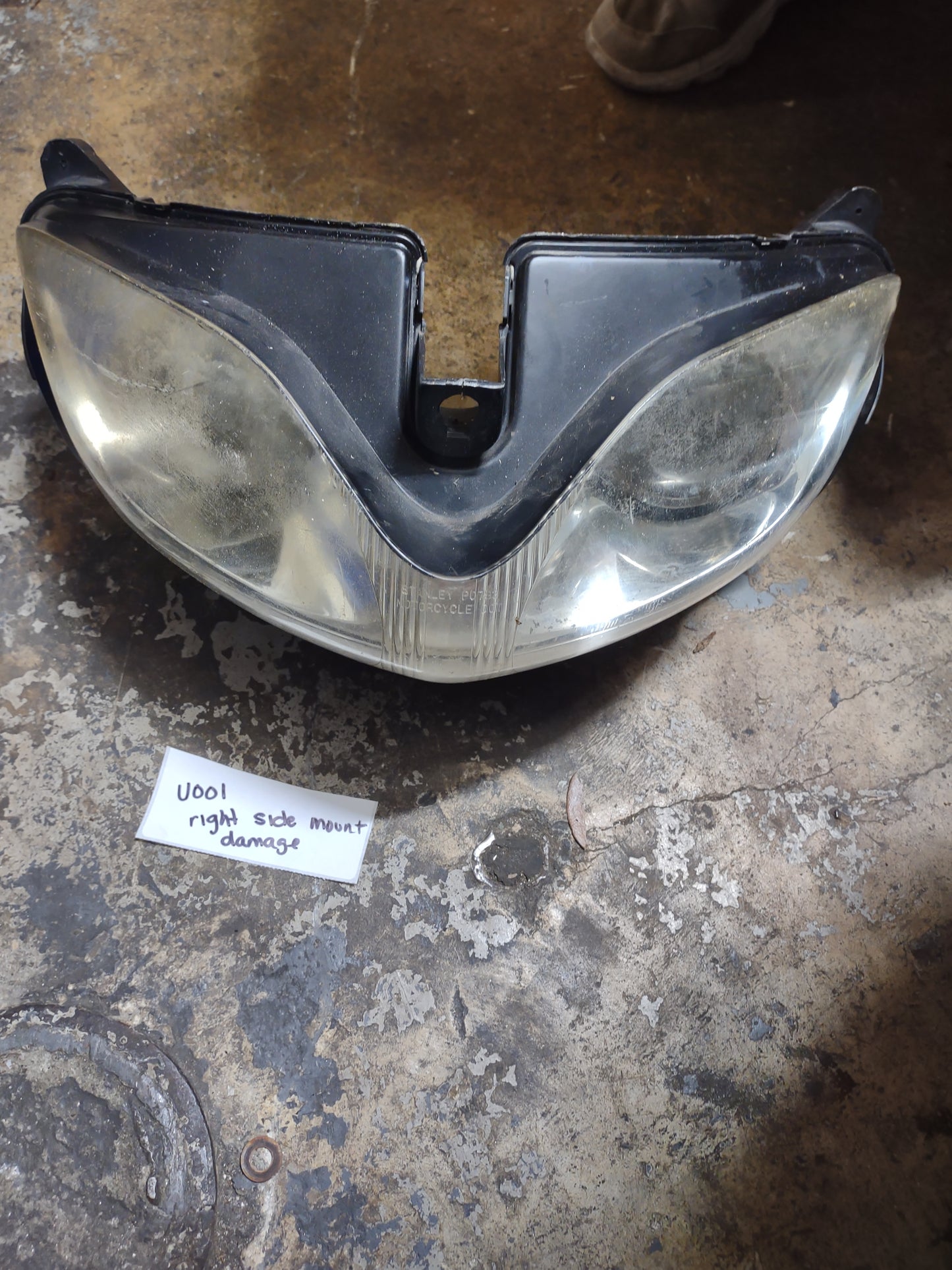 03 Suzuki Bandit 1200 GSF1200 Headlight Head Light Lamp GSF 1200 GSF1200S