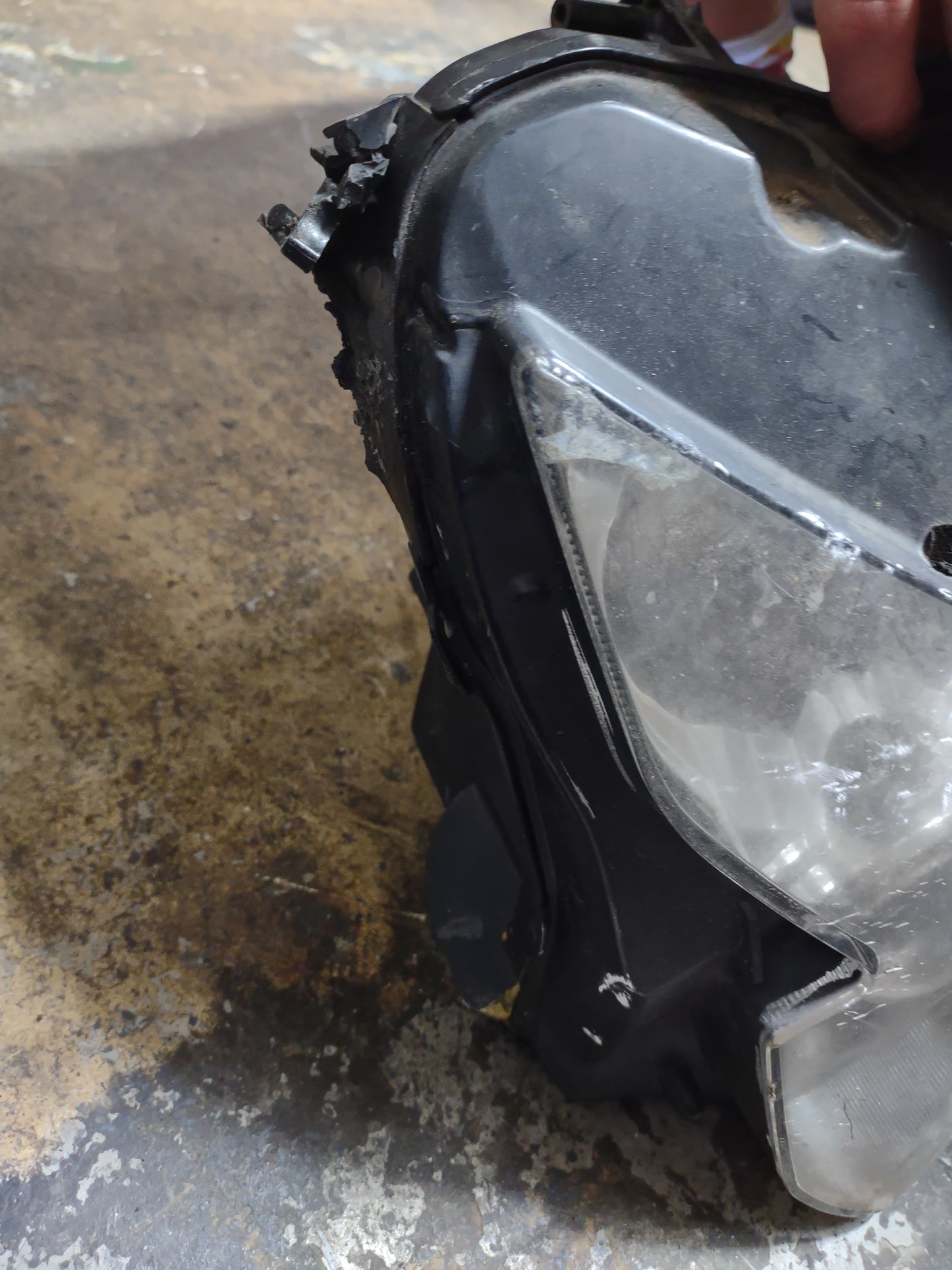 04 05 Suzuki GSXR 600 750 Headlight Head Light Lamp - OEM Damage GSXR600 GSXR750