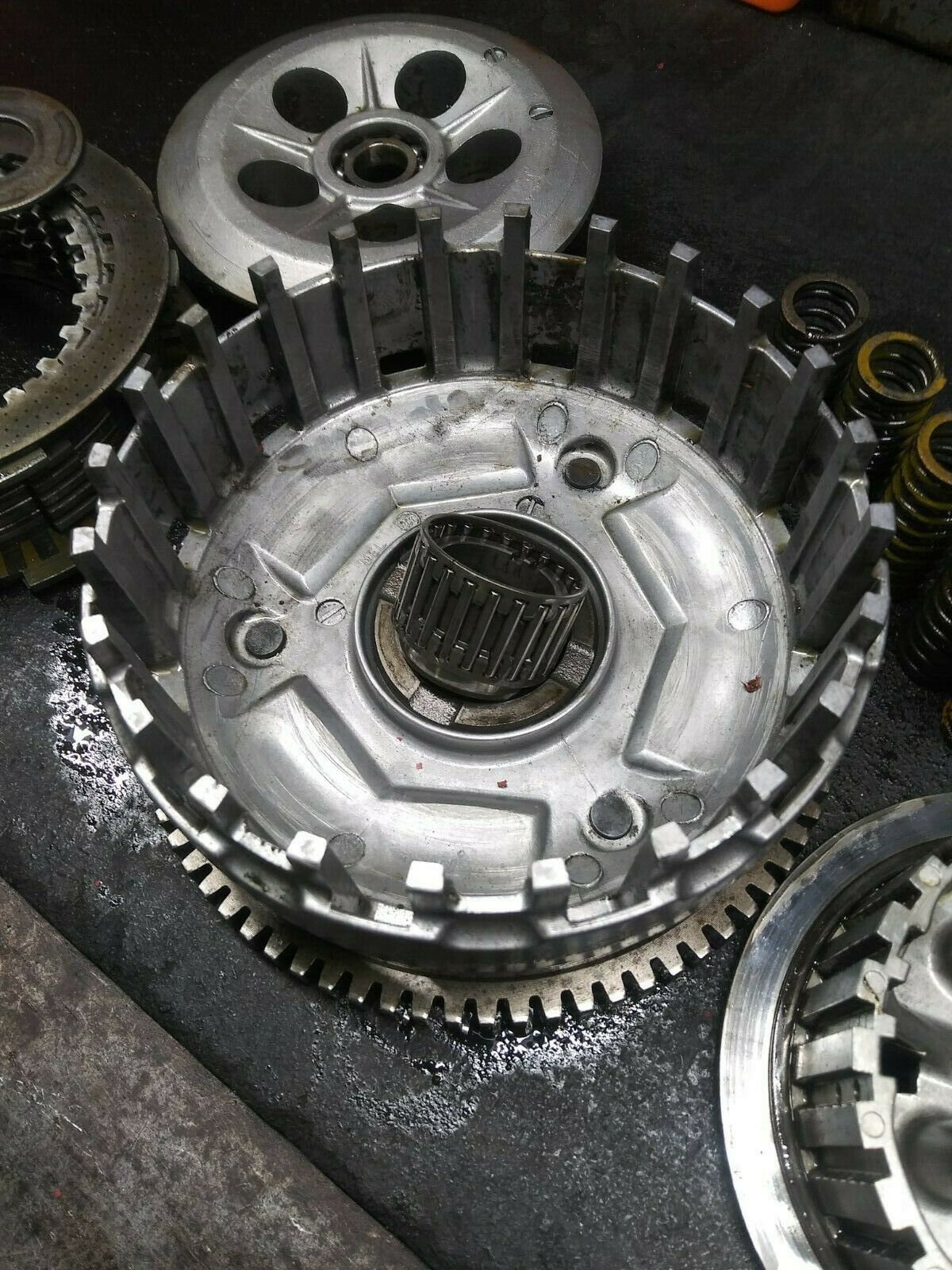 SOLD 05 Honda CBR1000RR CBR 1000 CBR1000 Clutch Assembly missing end nut