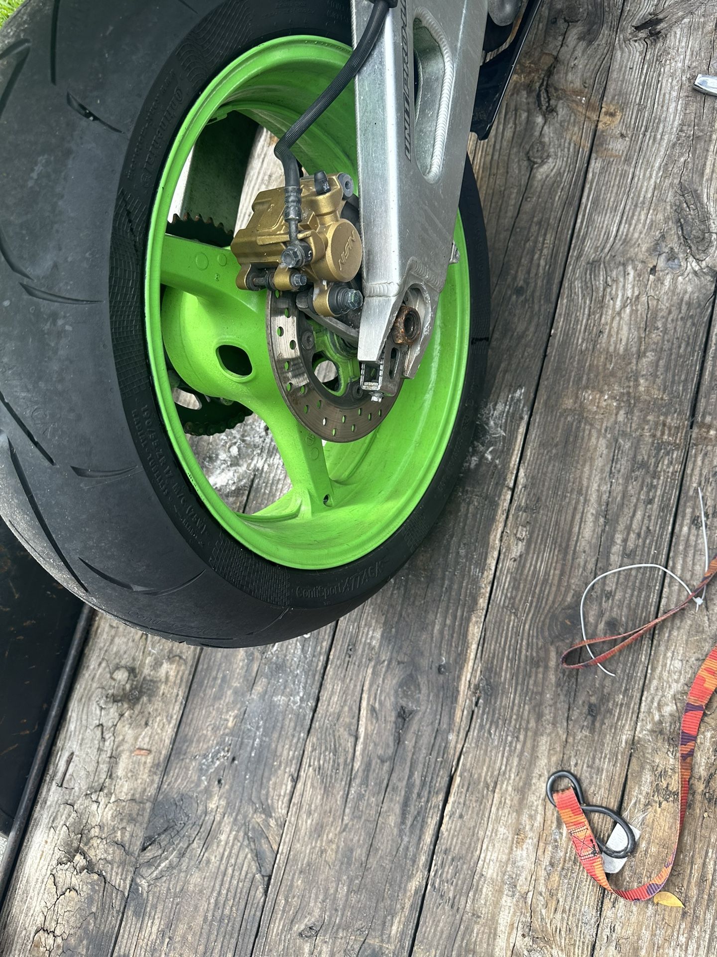 06 Honda CBR600RR For Parts or Complete 600RR Rims Headlight Fairings Frame Tank Damper Will Sell Complete