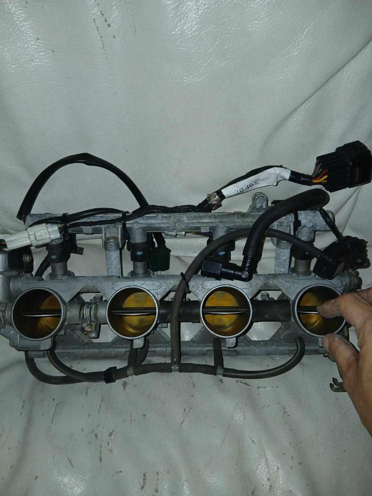 01-03 Suzuki GSXR 600 Throttle Bodies OEM Complete Set GSXR600