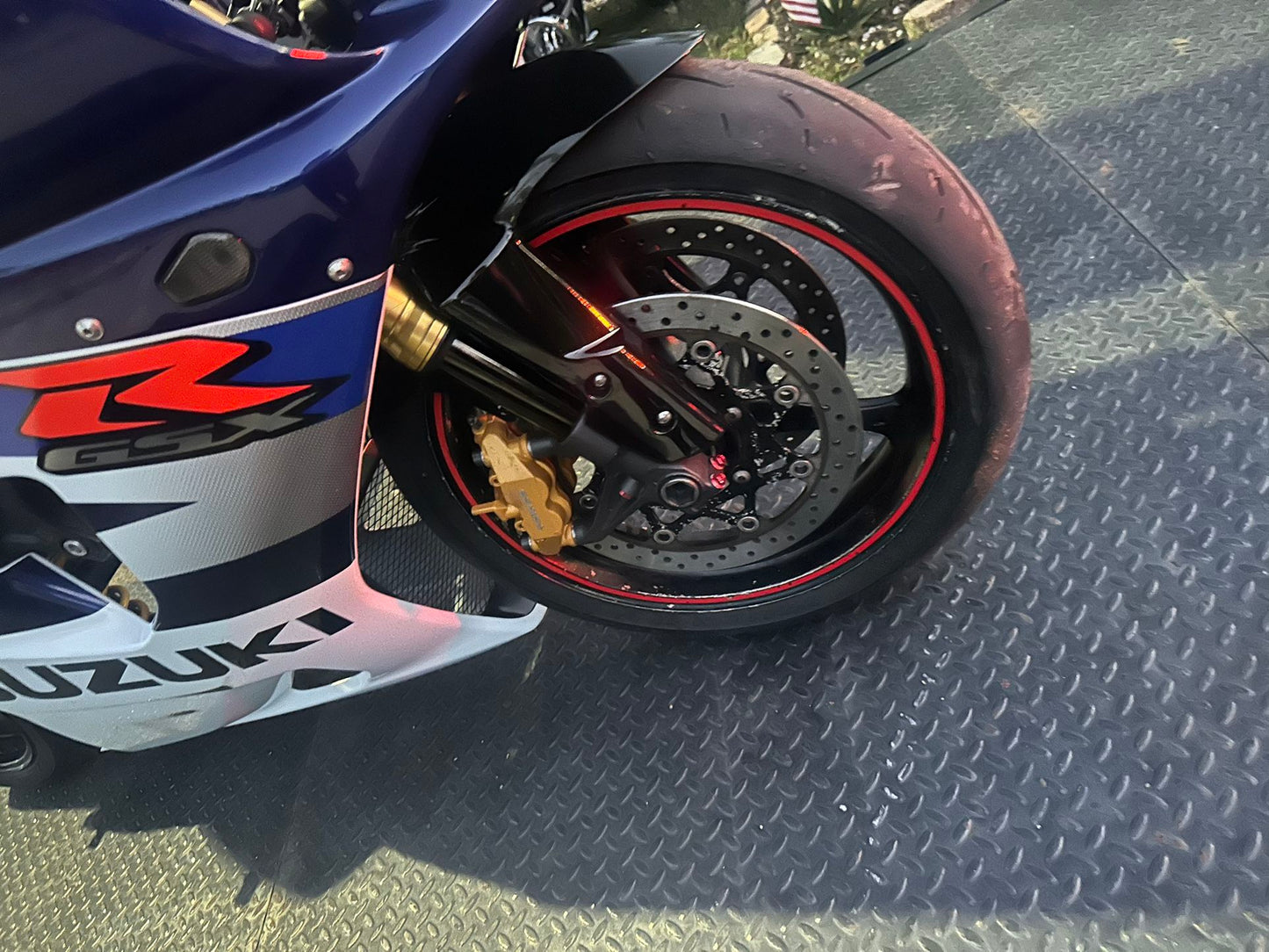 03 04 Suzuki GSXR 1000 Rolling Chassis as pictured or for parts