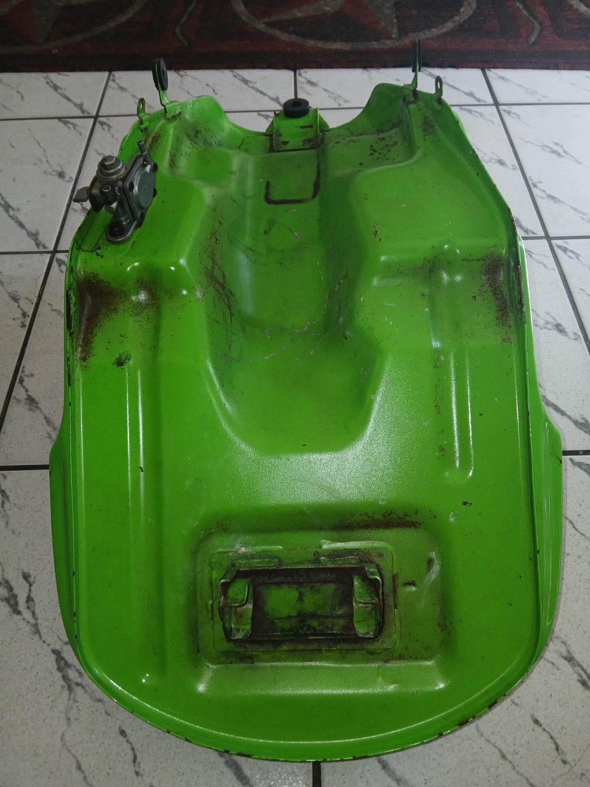 04 Kawasaki EX500 Gas Tank EX 500 Fuel Tank Petrol Cell Ninja 500 Petcock